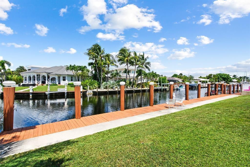 4041 NE 27TH, Lighthouse Point FL 33064