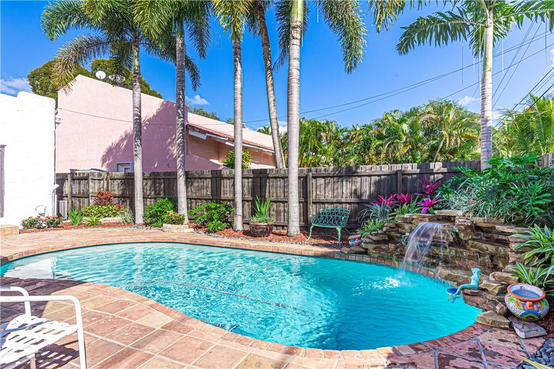 1220 SE 2ND, Fort Lauderdale FL 33301