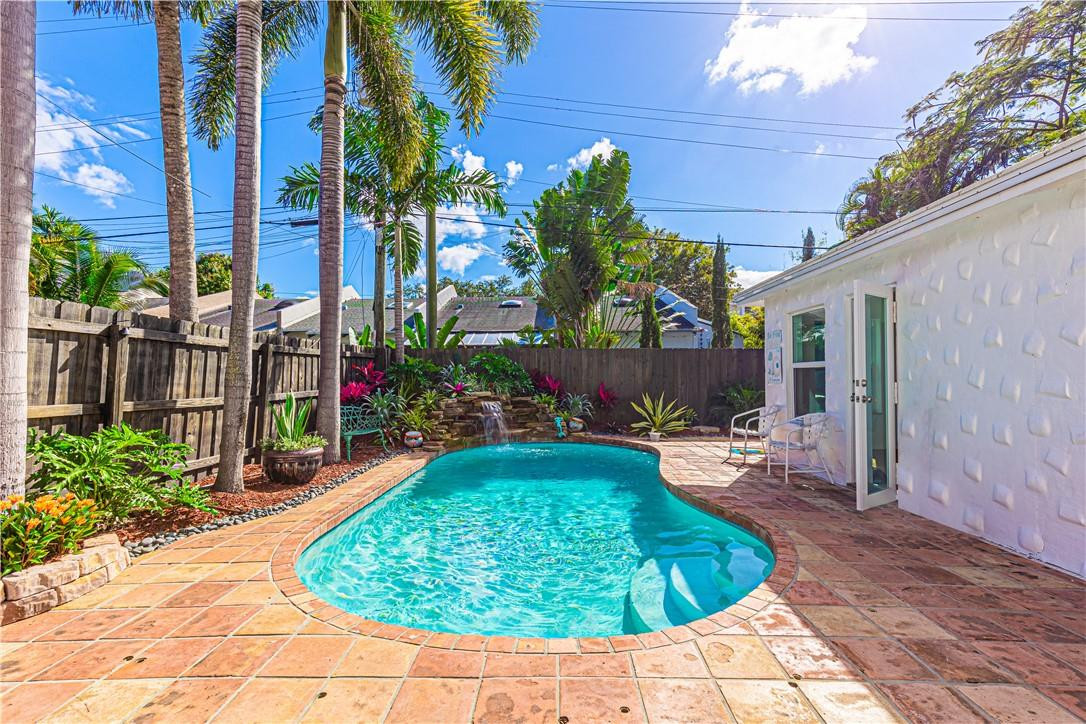1220 SE 2ND, Fort Lauderdale FL 33301