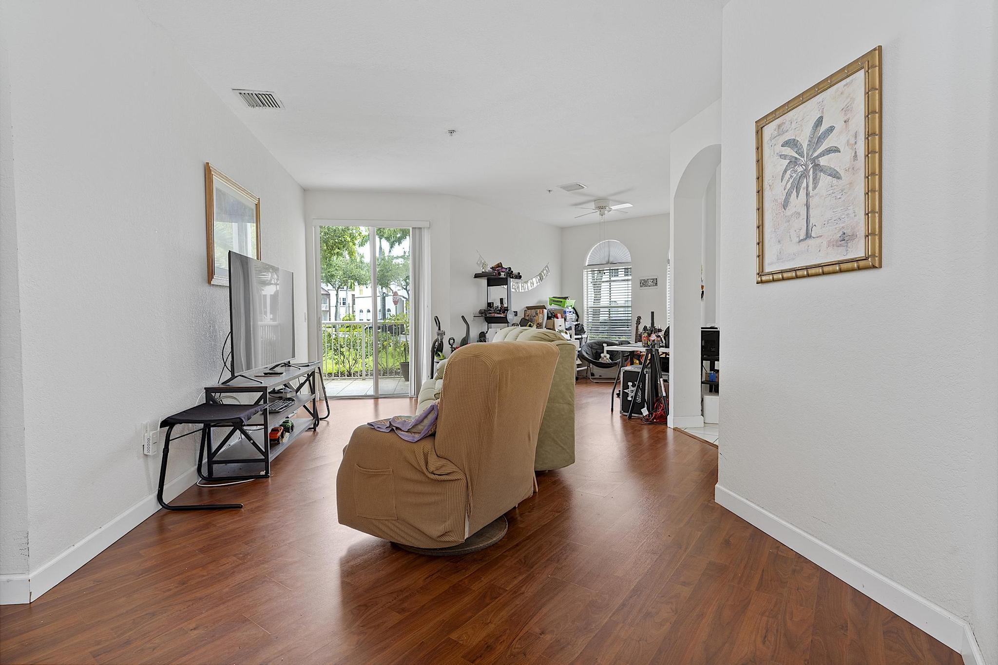 4331 SW 160th #103, Miramar FL 33027