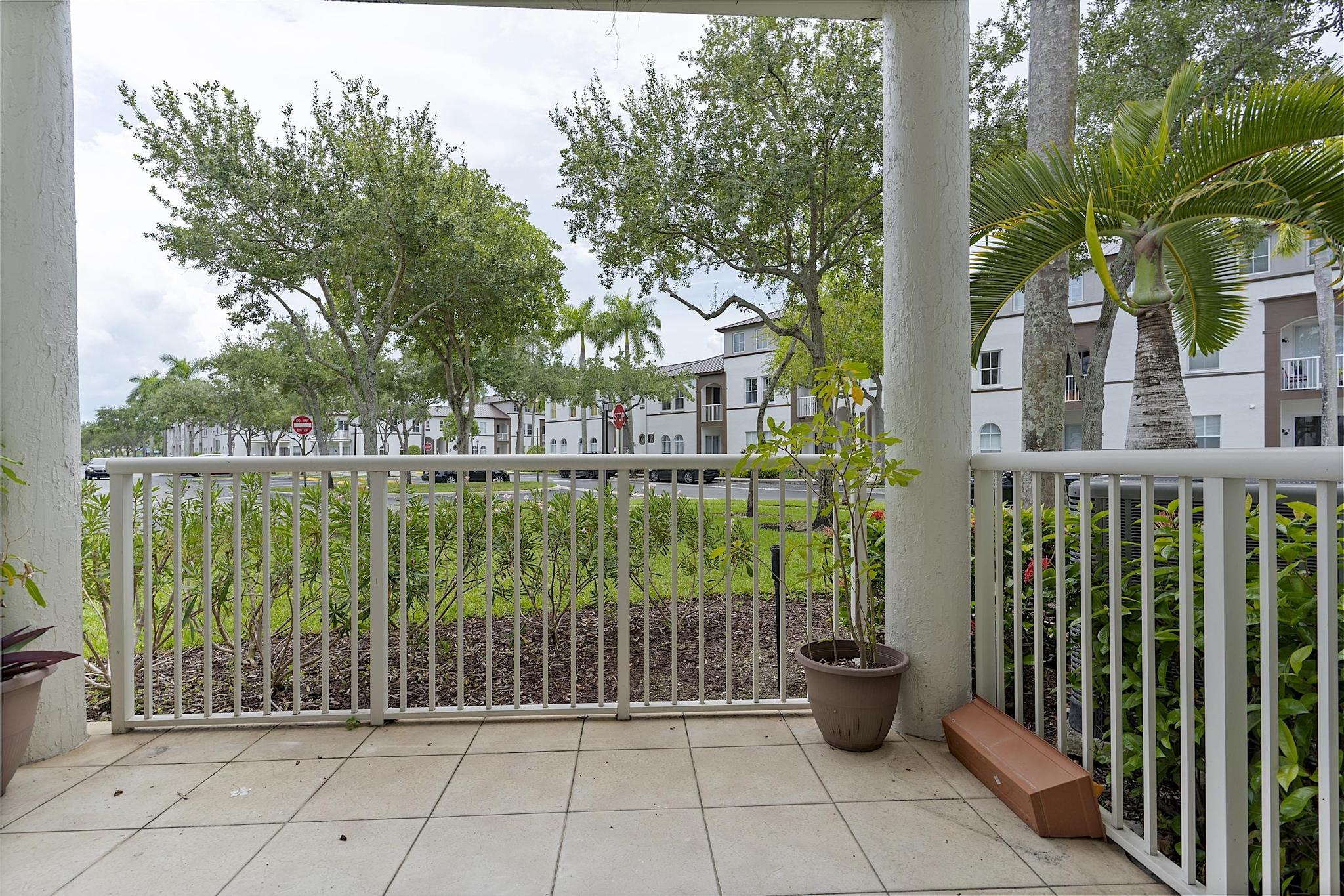 4331 SW 160th #103, Miramar FL 33027