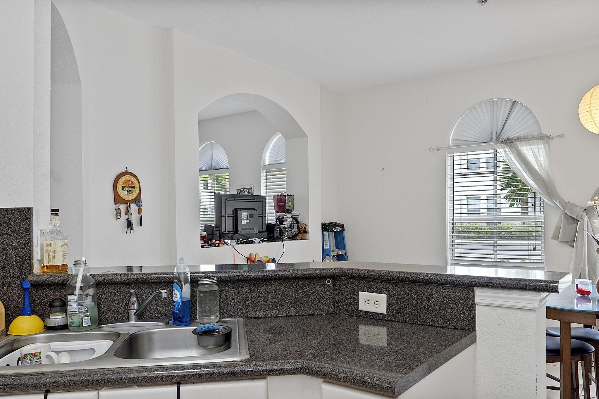 4331 SW 160th #103, Miramar FL 33027
