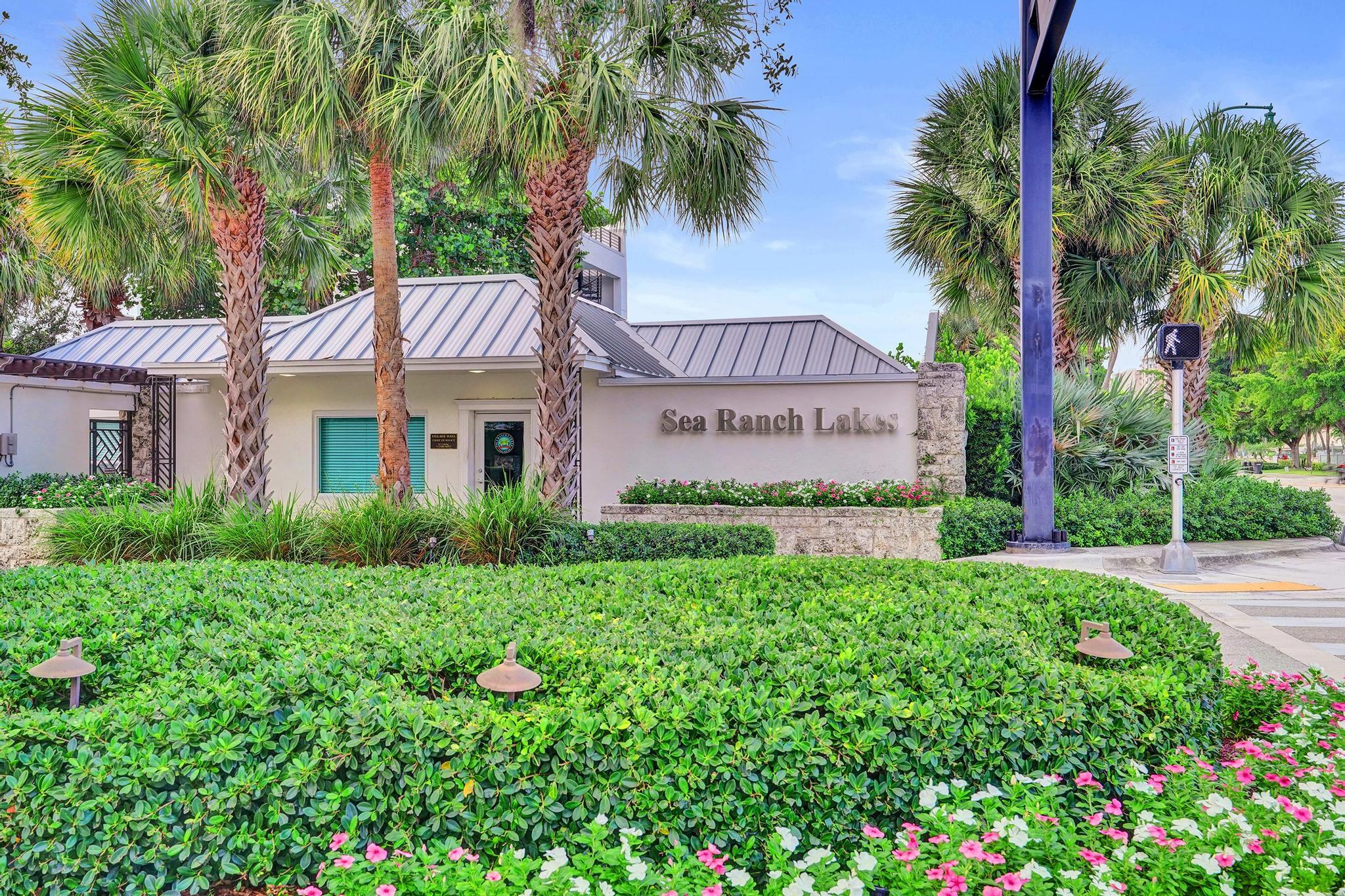 2 Mendota, Sea Ranch Lakes FL 33308