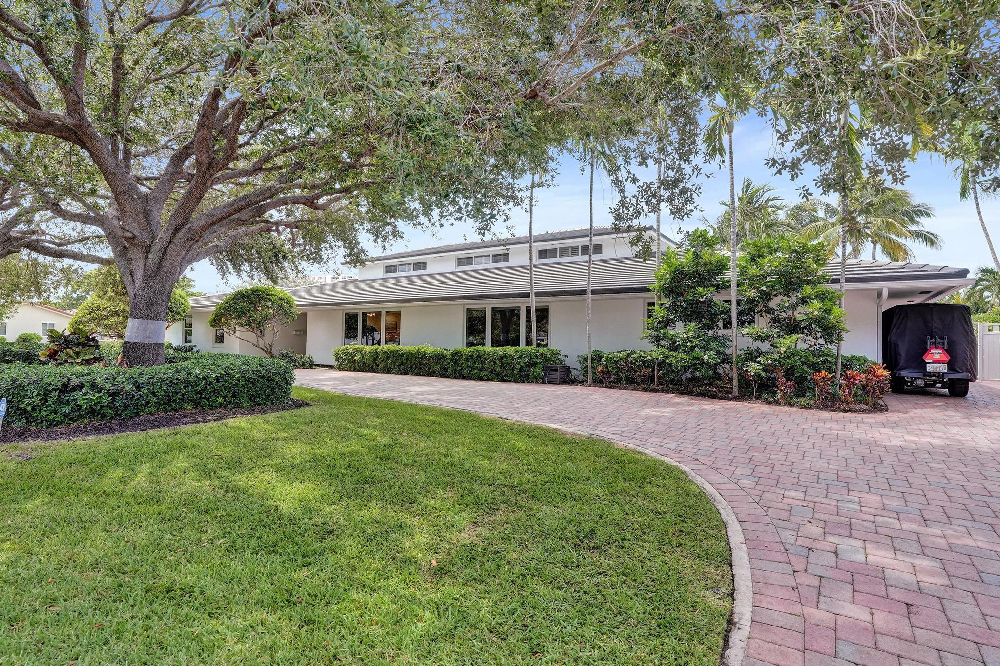 2 Mendota, Sea Ranch Lakes FL 33308