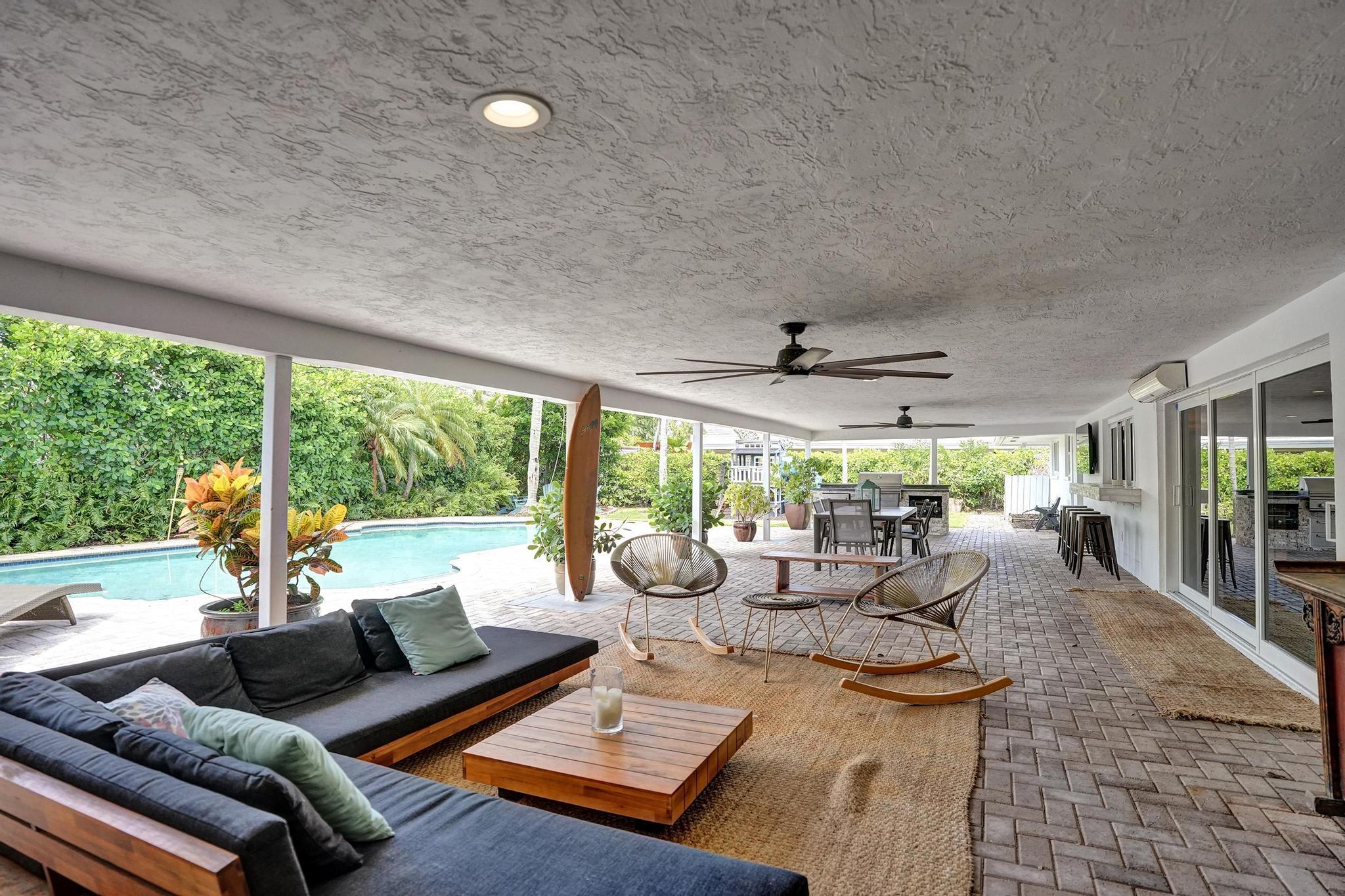 2 Mendota, Sea Ranch Lakes FL 33308