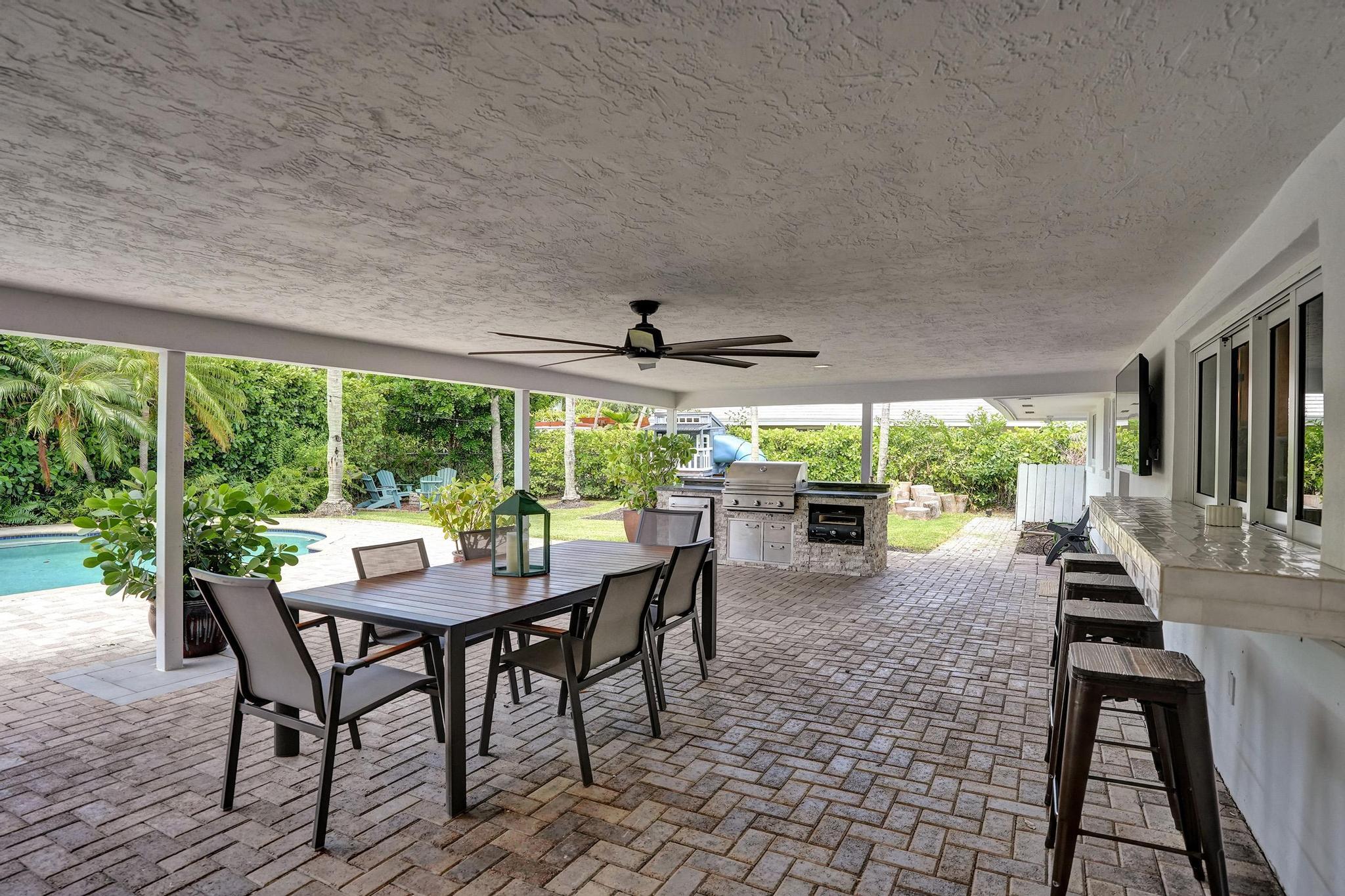2 Mendota, Sea Ranch Lakes FL 33308