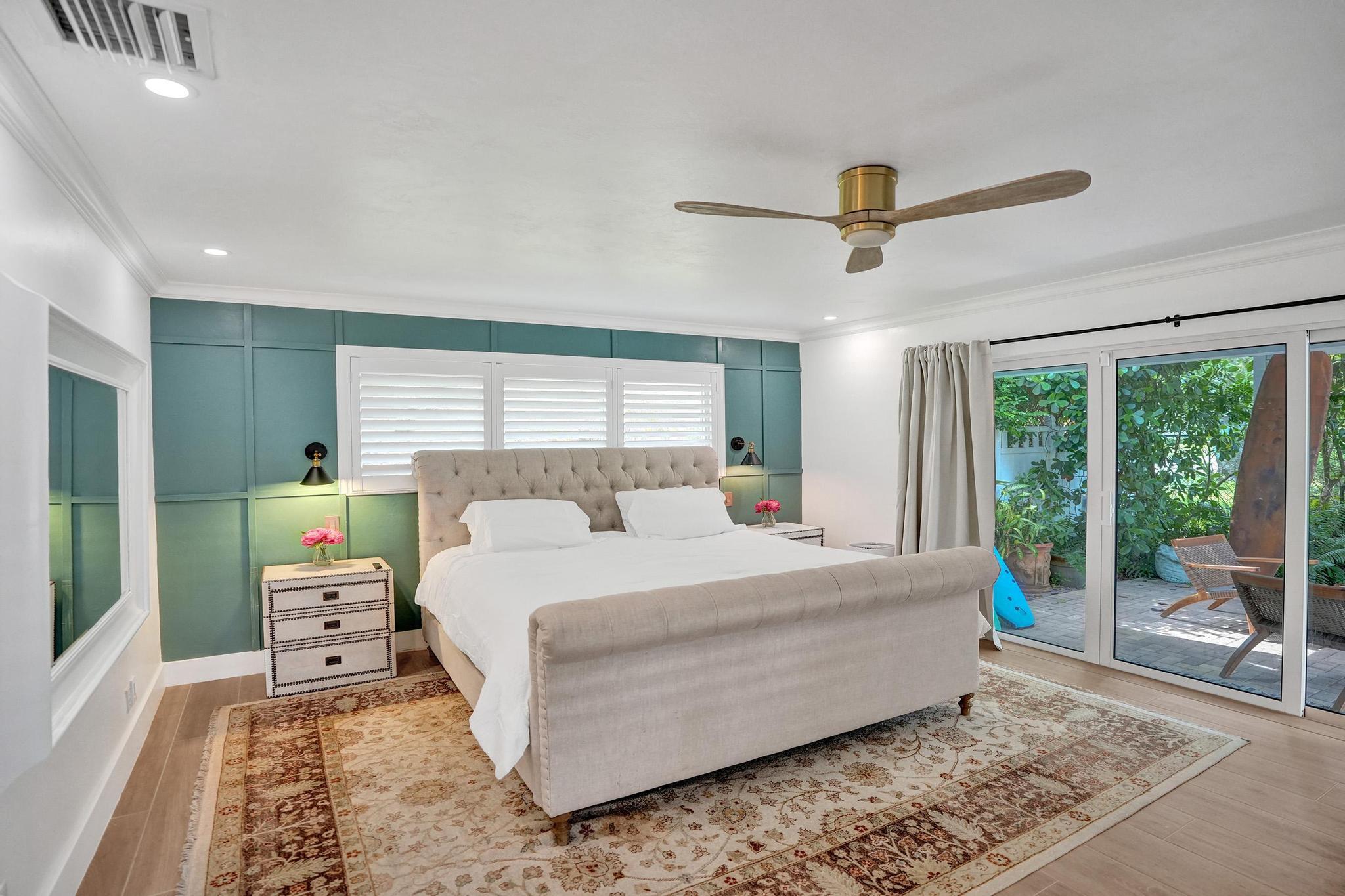 2 Mendota, Sea Ranch Lakes FL 33308