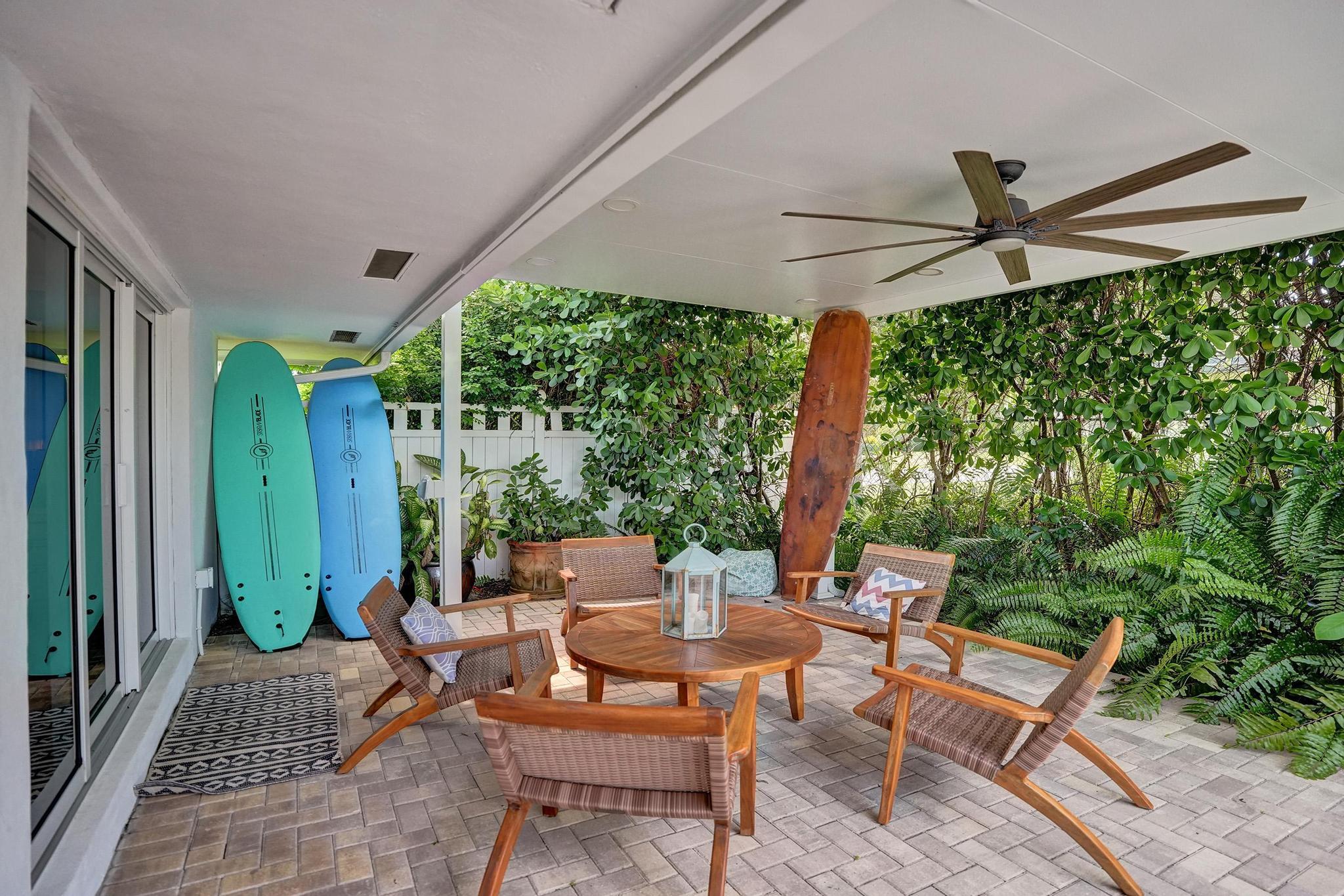 2 Mendota, Sea Ranch Lakes FL 33308