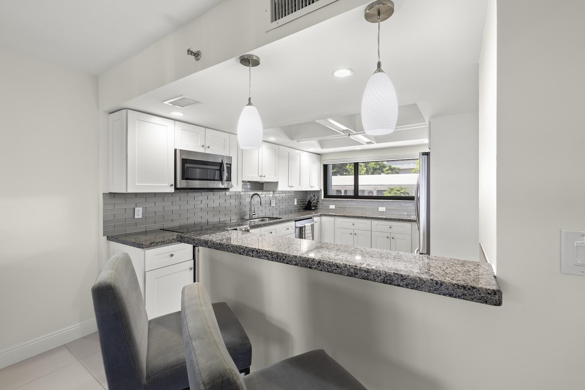 665 SE 21st #104, Deerfield Beach FL 33441