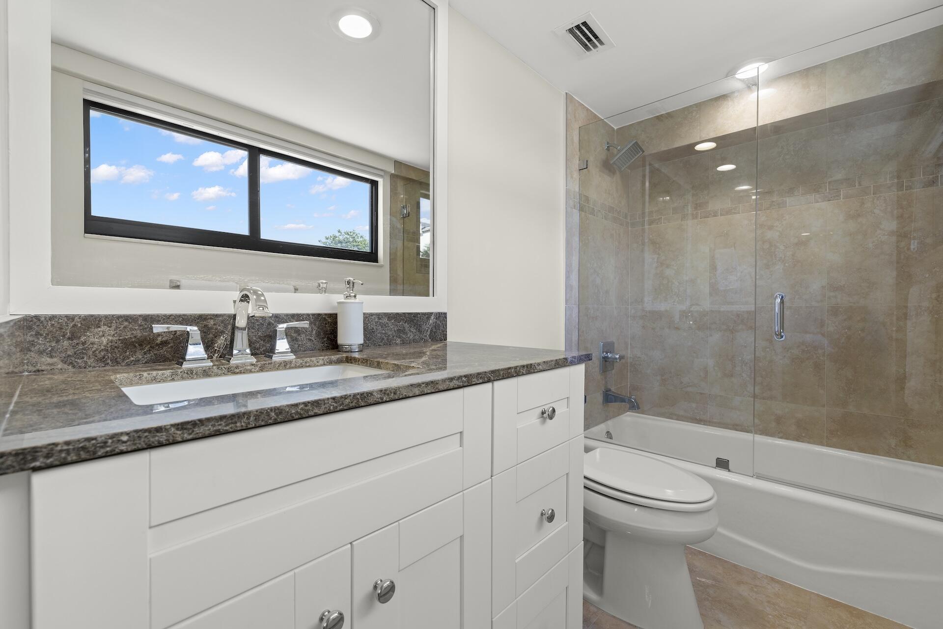 665 SE 21st #104, Deerfield Beach FL 33441