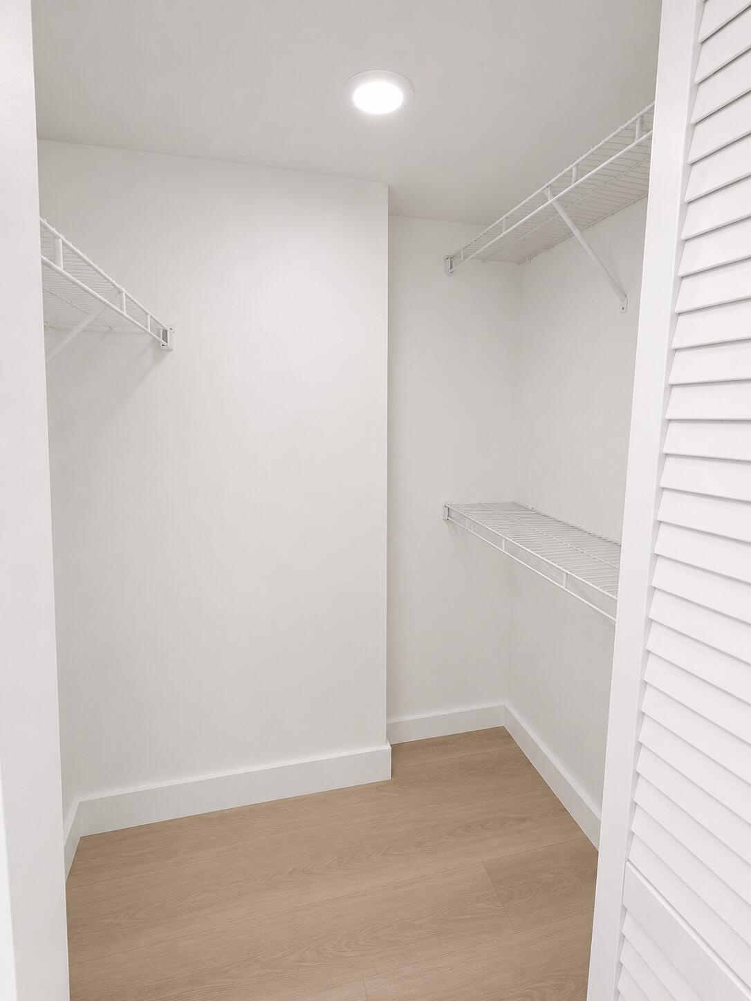 540 Brickell Key #1224, Miami FL 33131