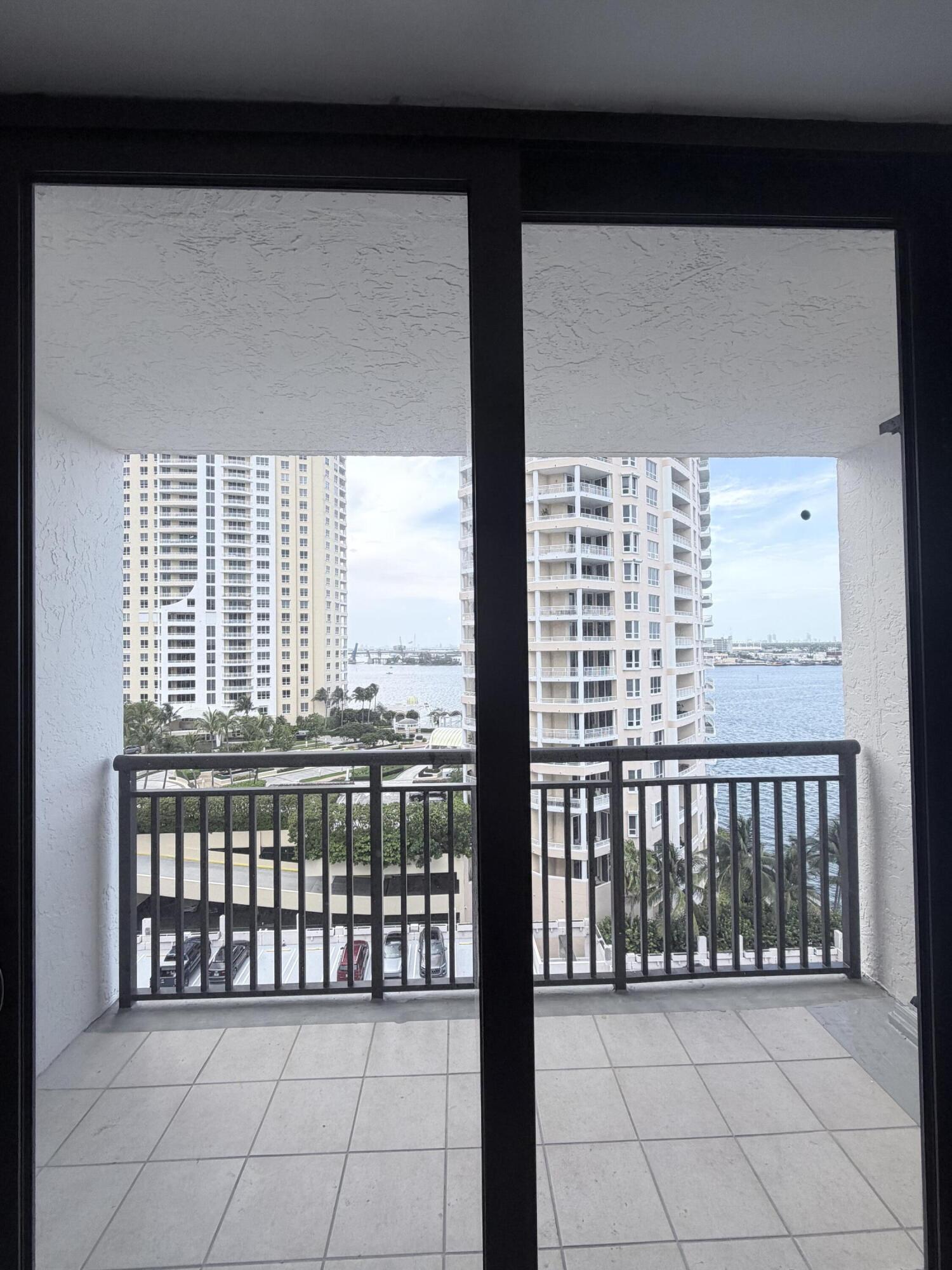 540 Brickell Key #1224, Miami FL 33131