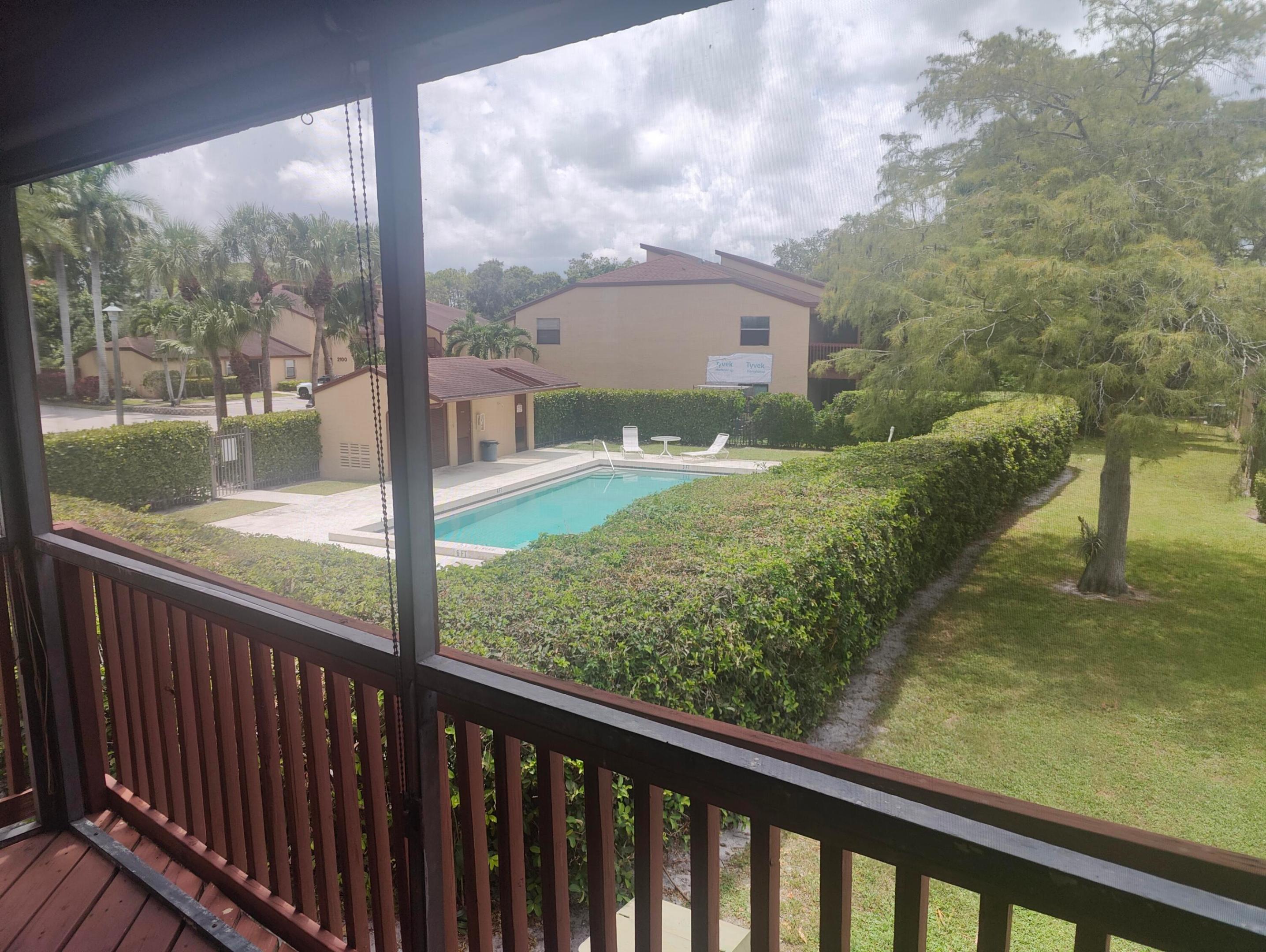 302 LAKEVIEW #302, Royal Palm Beach FL 33411