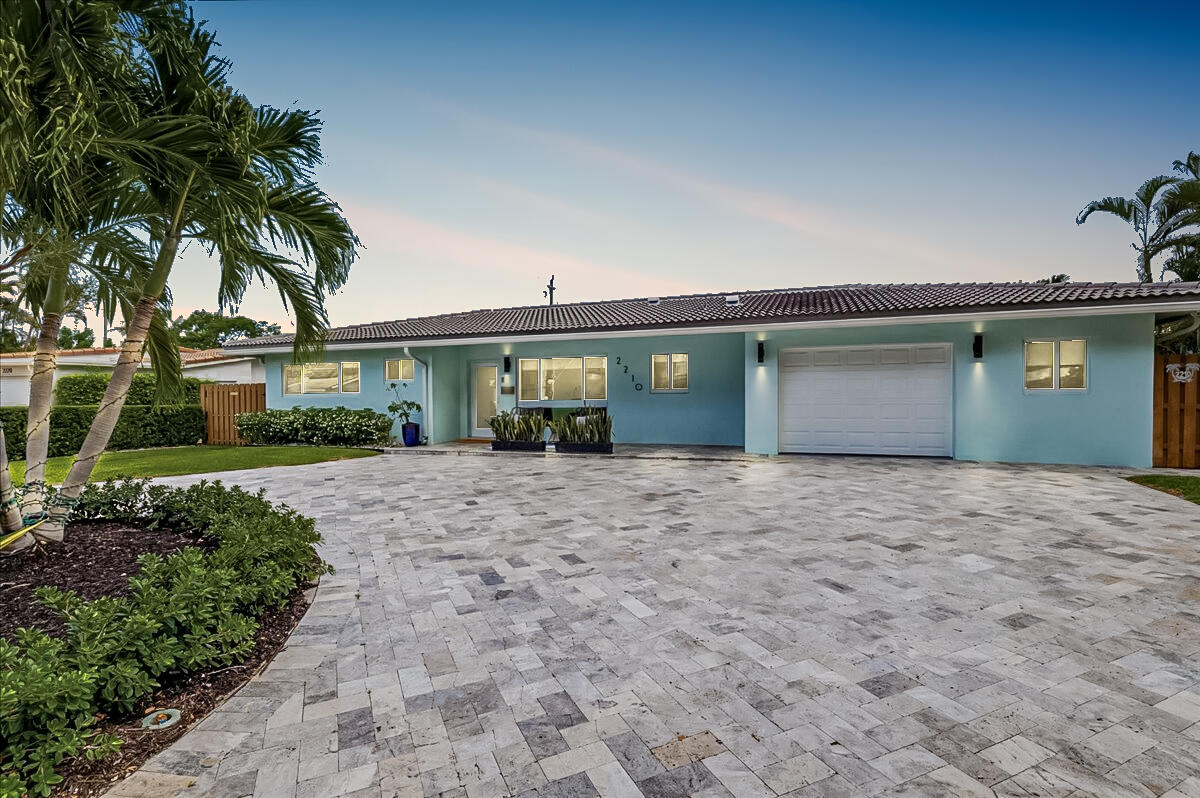 2210 NE 34TH, Lighthouse Point FL 33064