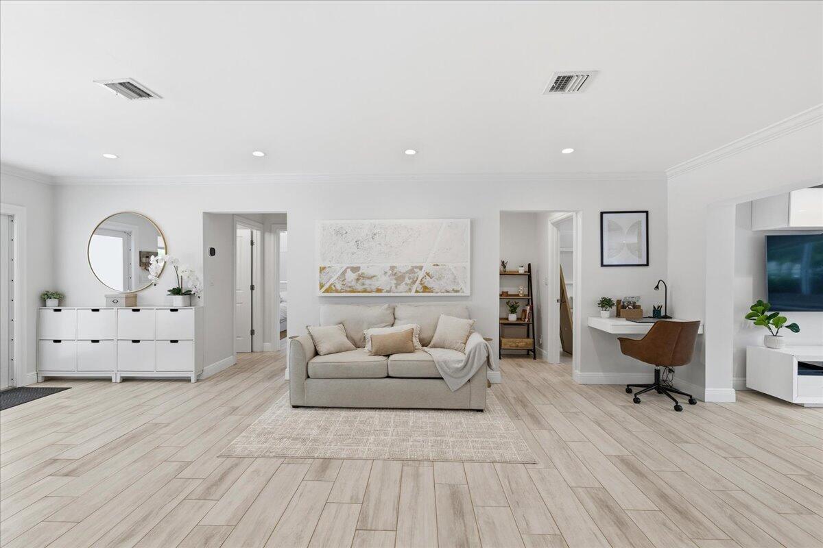 2210 NE 34TH, Lighthouse Point FL 33064