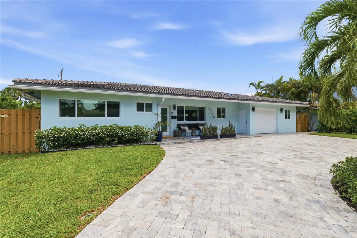 2210 NE 34TH, Lighthouse Point FL 33064