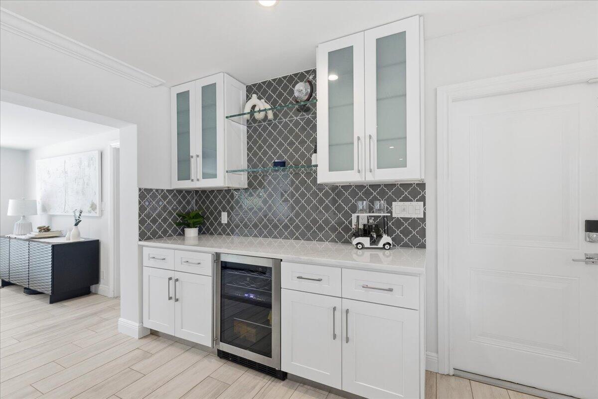 2210 NE 34TH, Lighthouse Point FL 33064