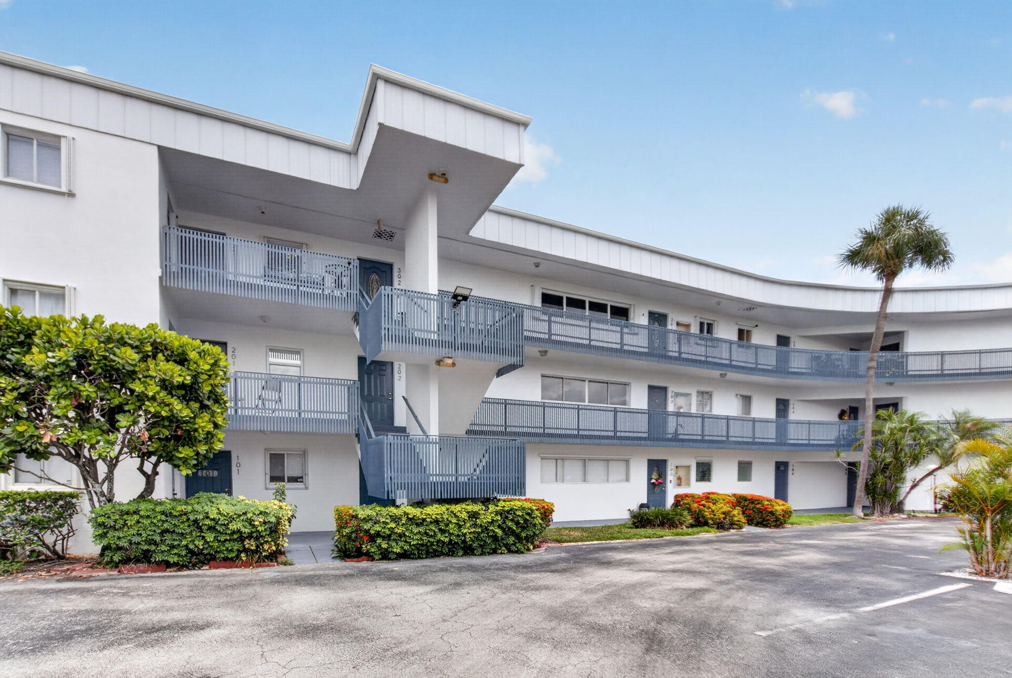 200 Waterway #303, Lantana FL 33462