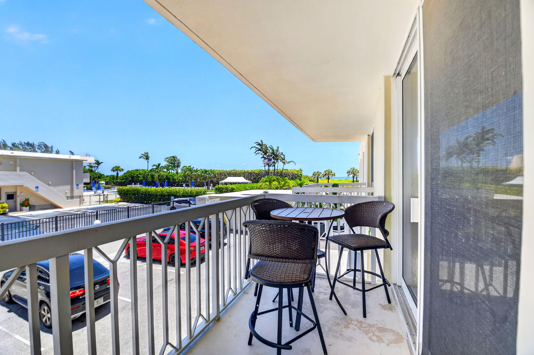 125 S OCEAN #211, Palm Beach Shores FL 33404