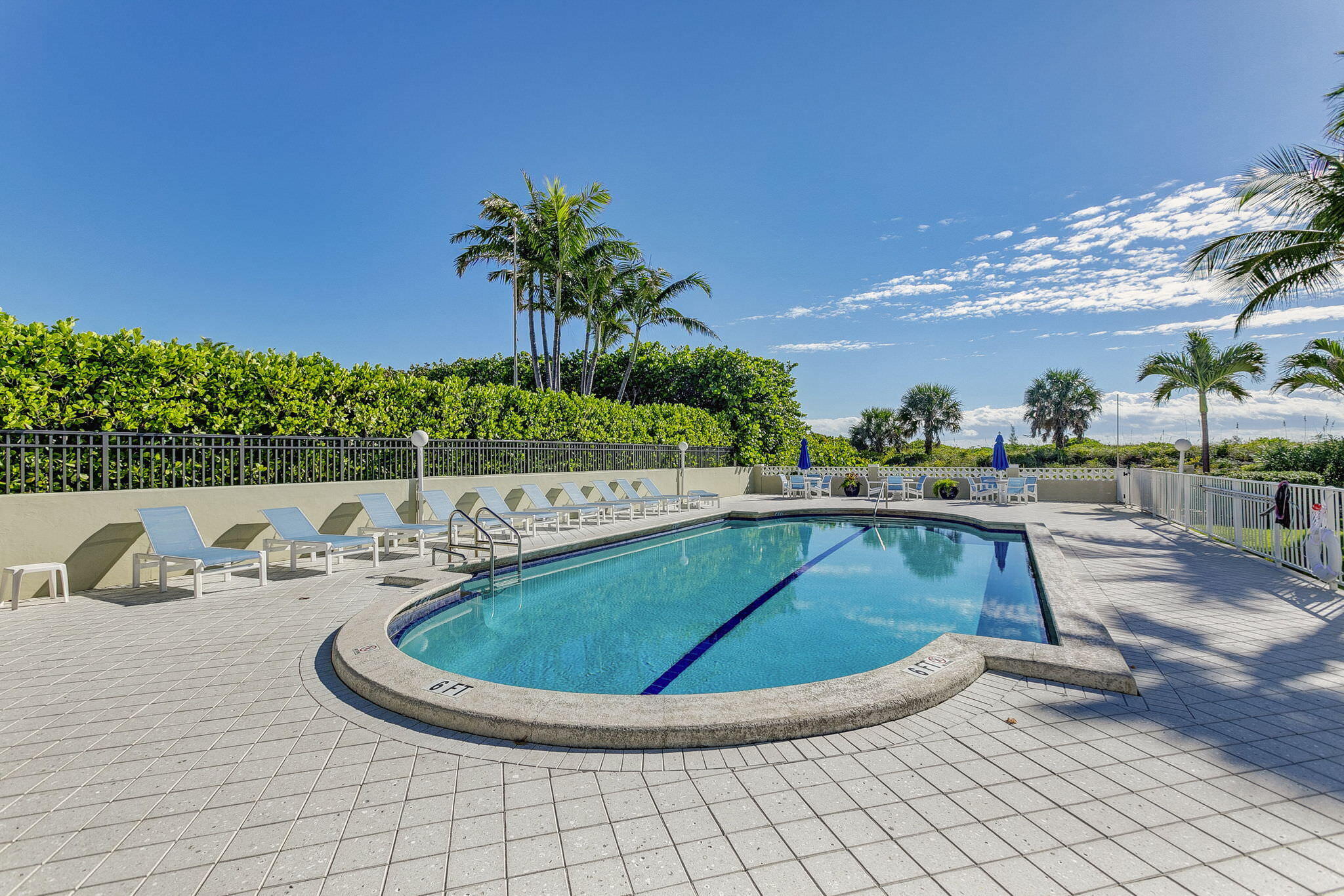 125 S OCEAN #211, Palm Beach Shores FL 33404