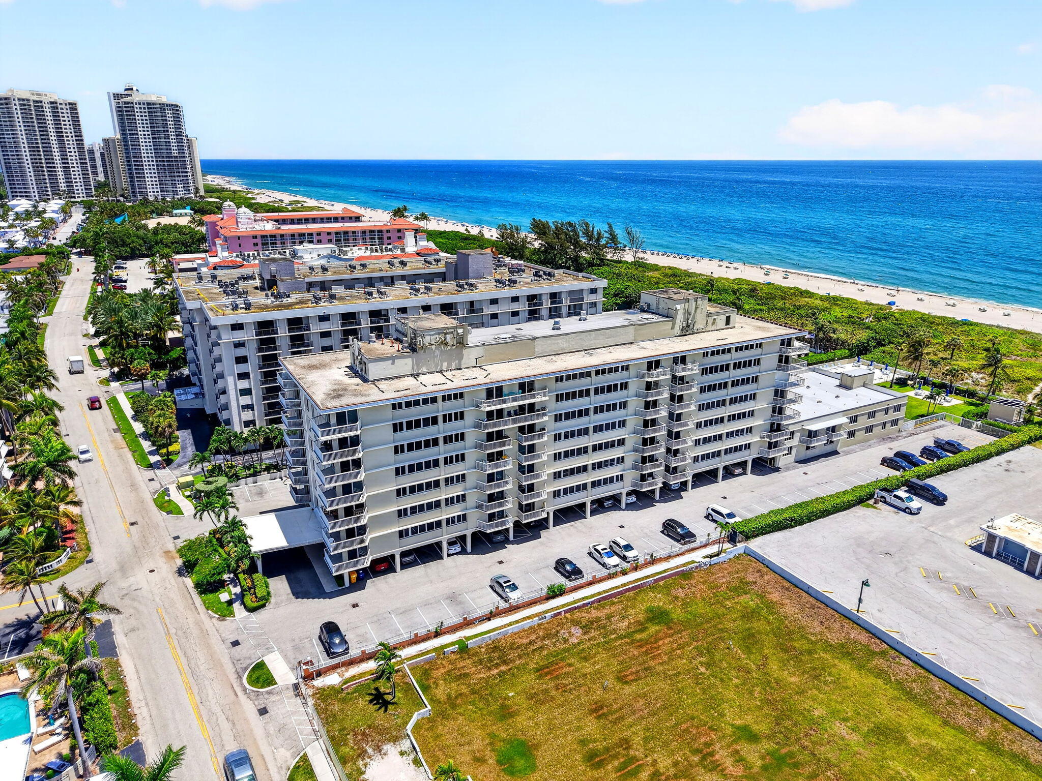125 S OCEAN #211, Palm Beach Shores FL 33404