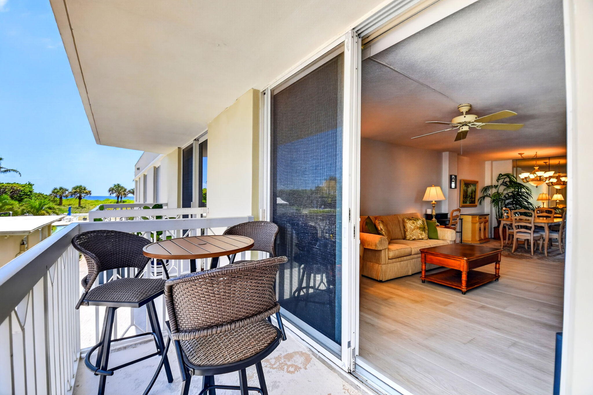 125 S OCEAN #211, Palm Beach Shores FL 33404