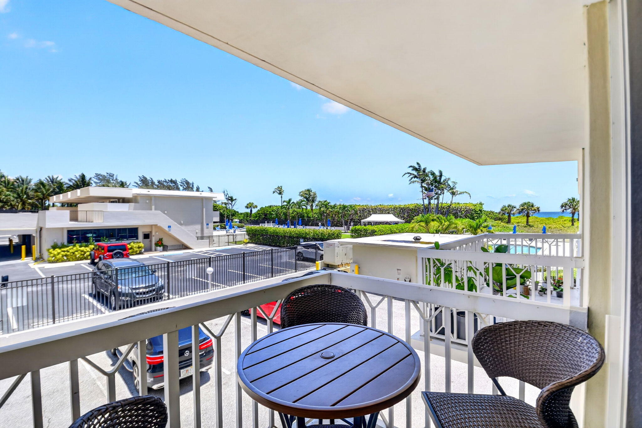 125 S OCEAN #211, Palm Beach Shores FL 33404