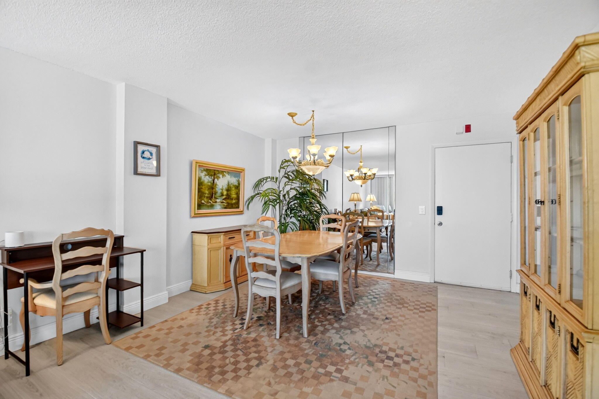 125 S OCEAN #211, Palm Beach Shores FL 33404