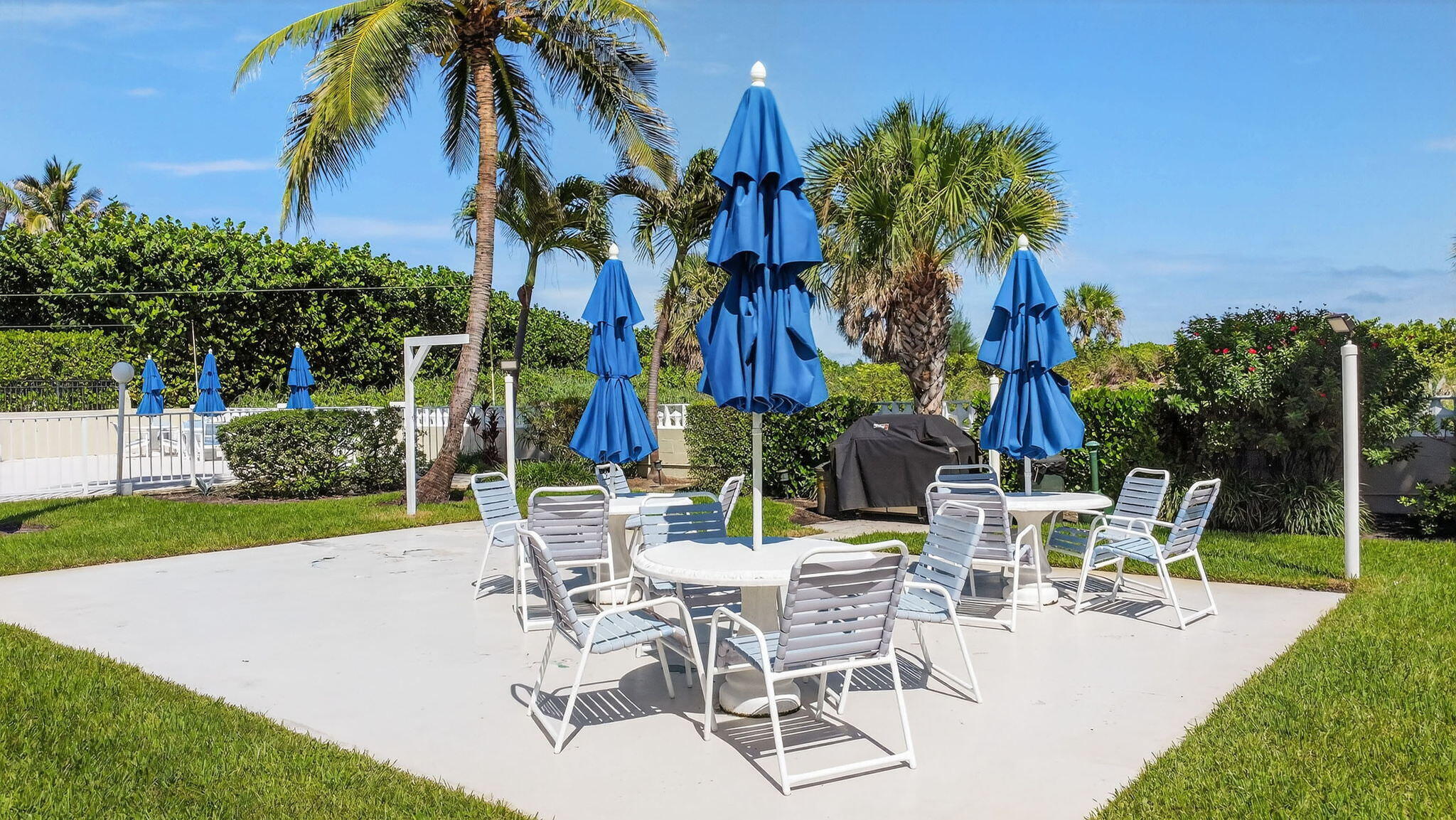 125 S OCEAN #211, Palm Beach Shores FL 33404
