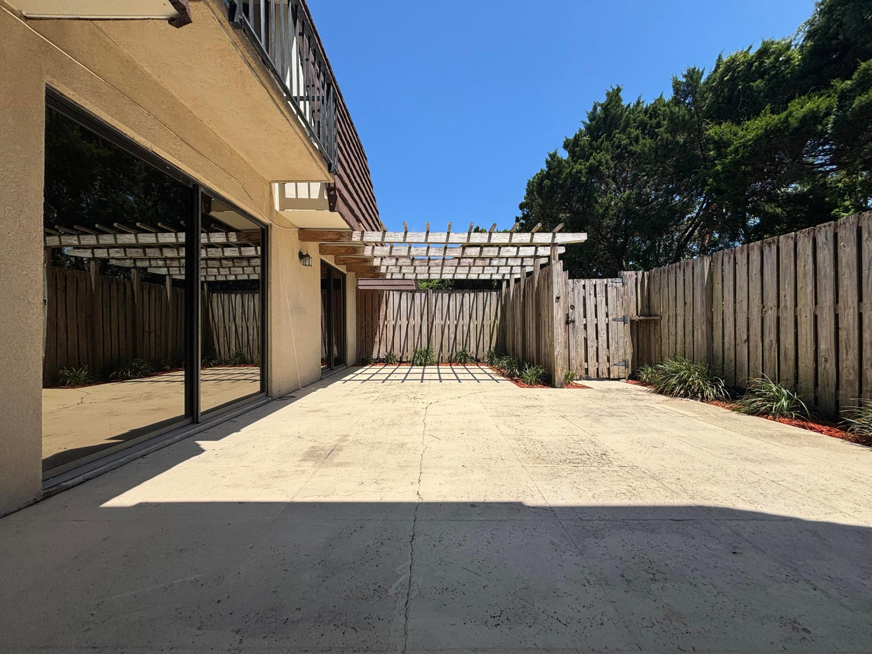 2110 21st, Palm Beach Gardens FL 33418