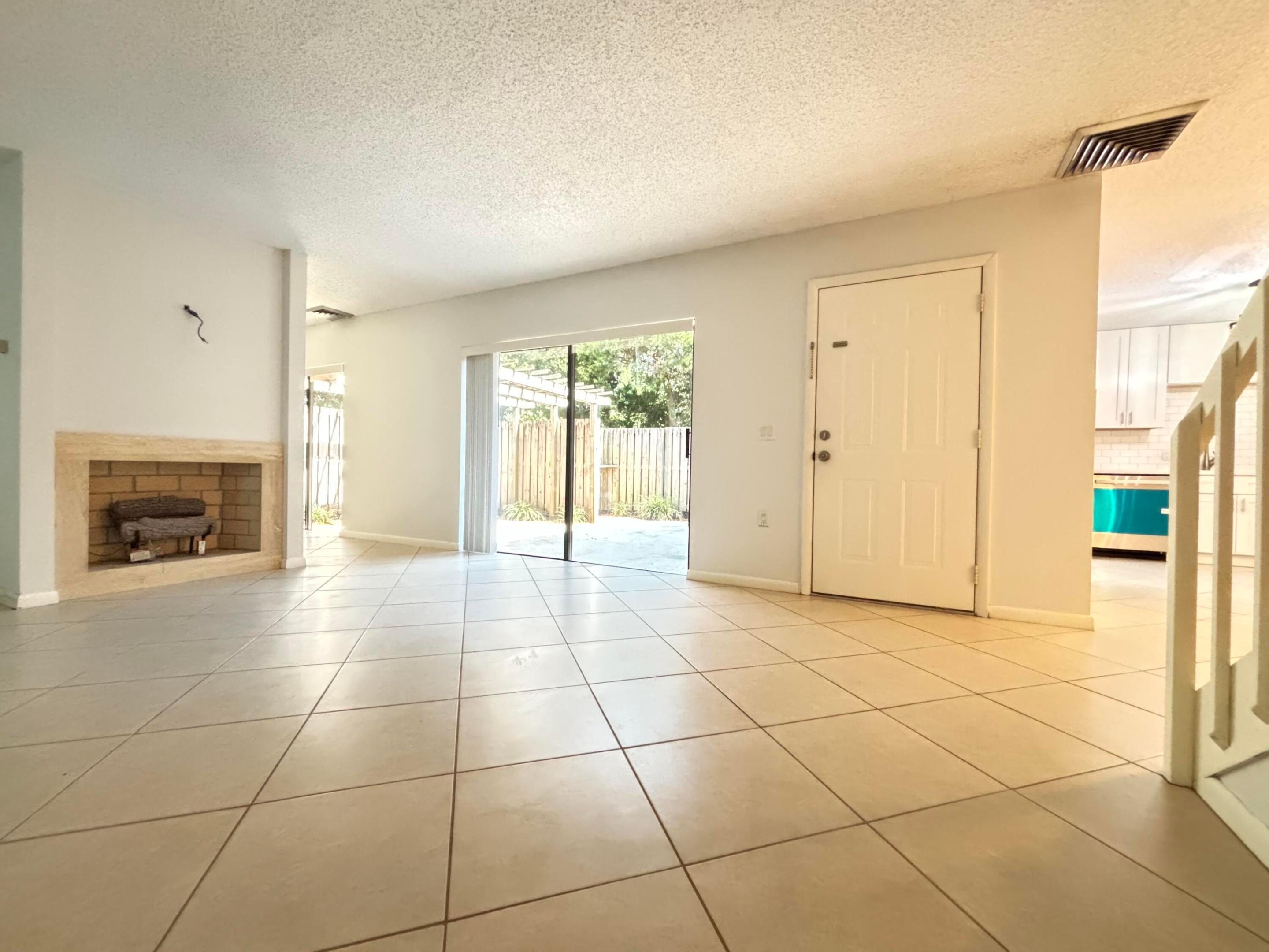 2110 21st, Palm Beach Gardens FL 33418