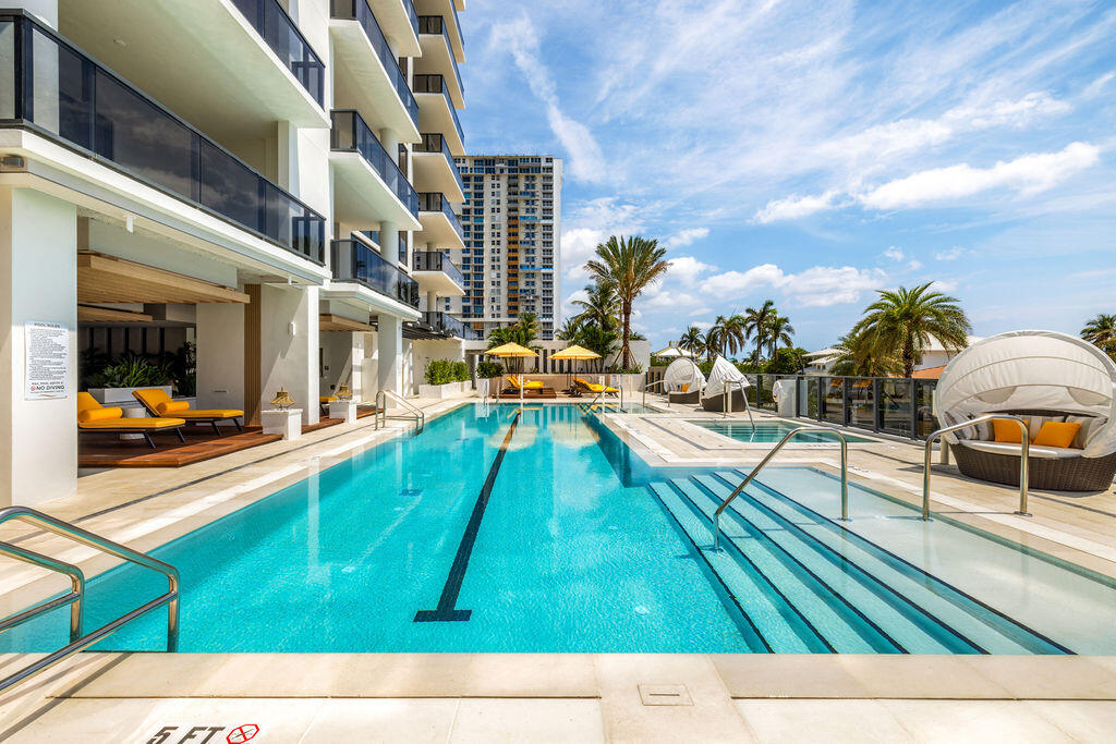 305 Briny #402, Pompano Beach FL 33062