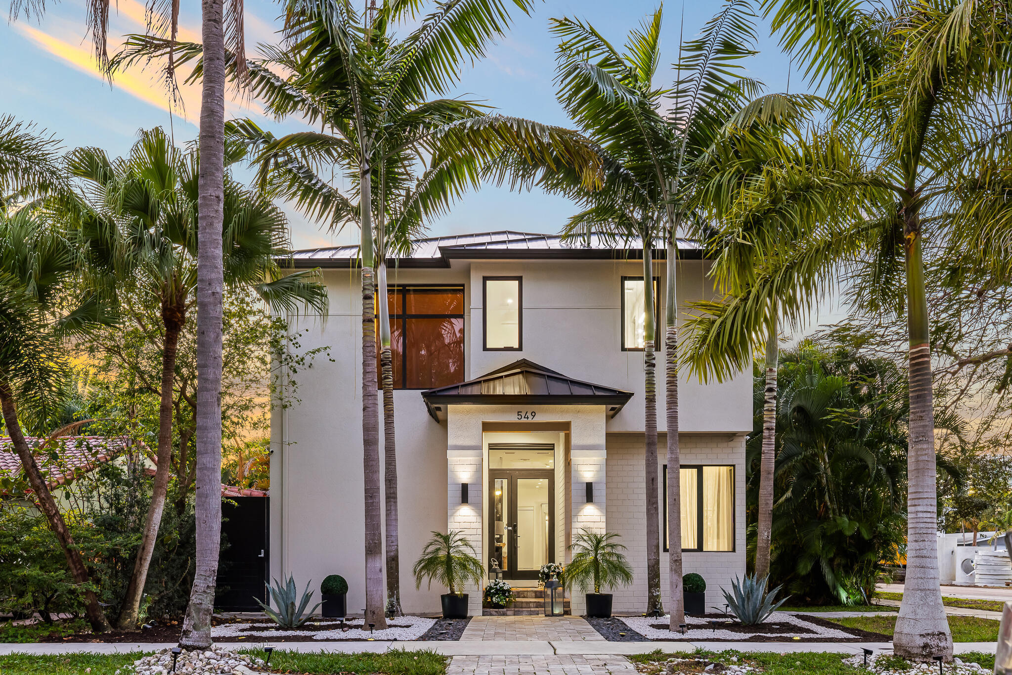 549 NE 10TH, Fort Lauderdale FL 33301