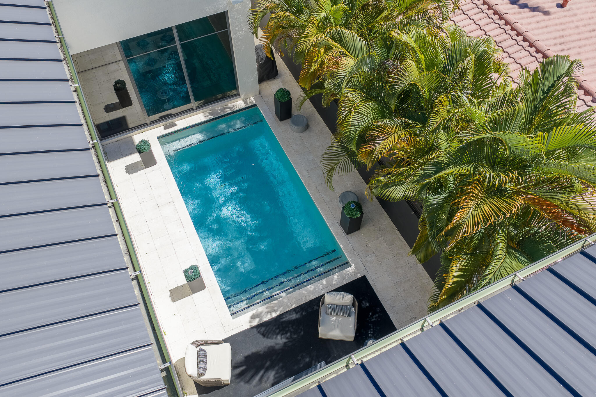 549 NE 10TH, Fort Lauderdale FL 33301