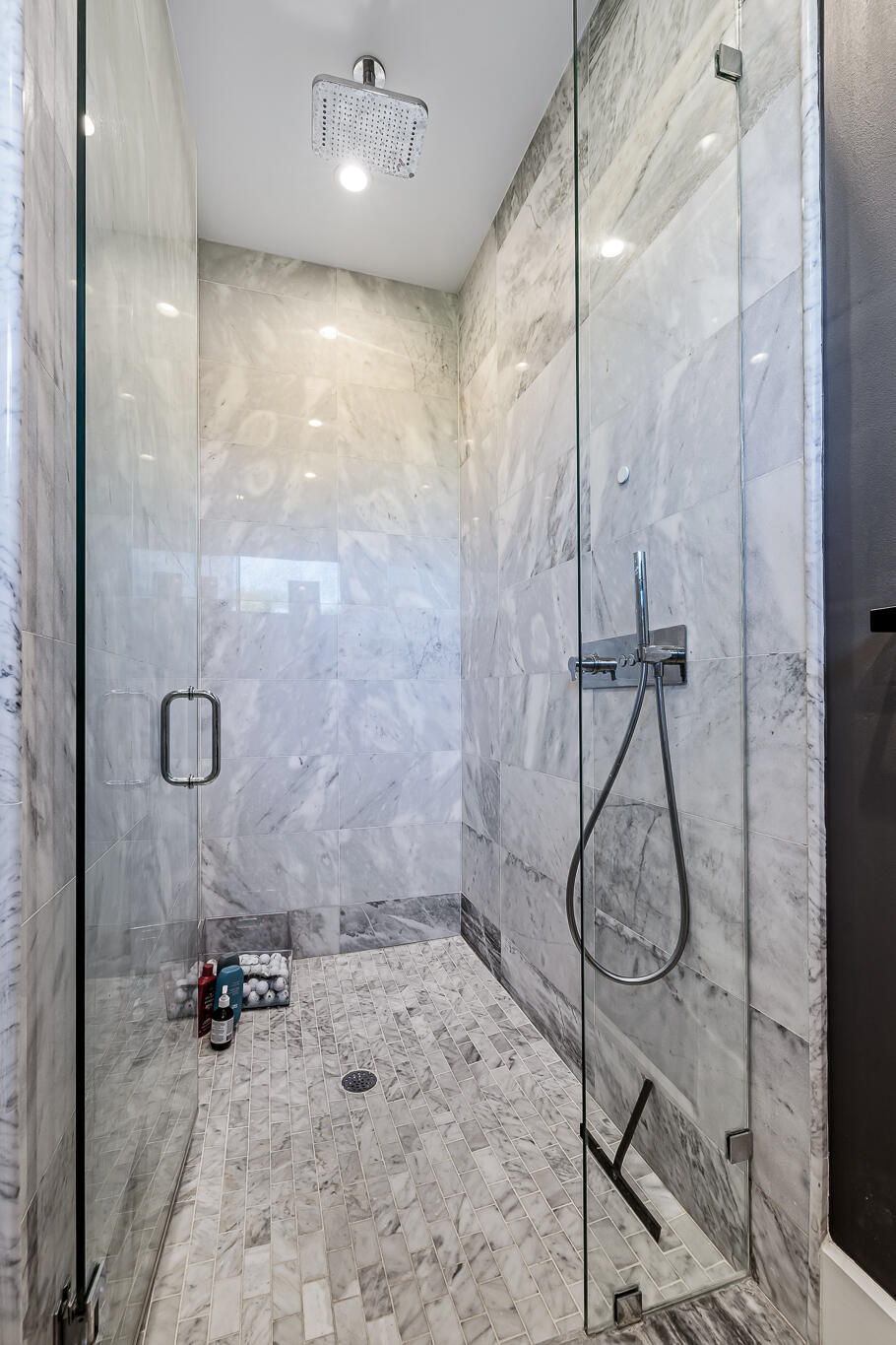 549 NE 10TH, Fort Lauderdale FL 33301
