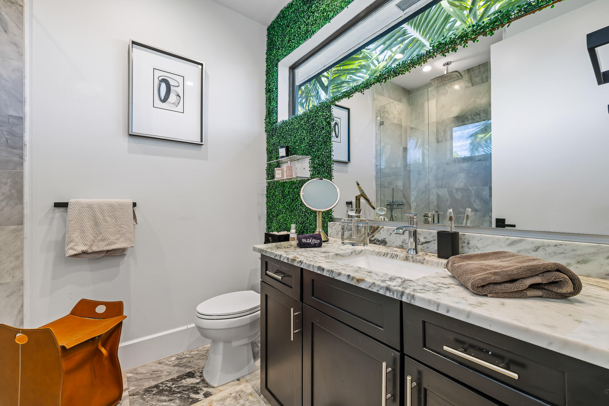 549 NE 10TH, Fort Lauderdale FL 33301