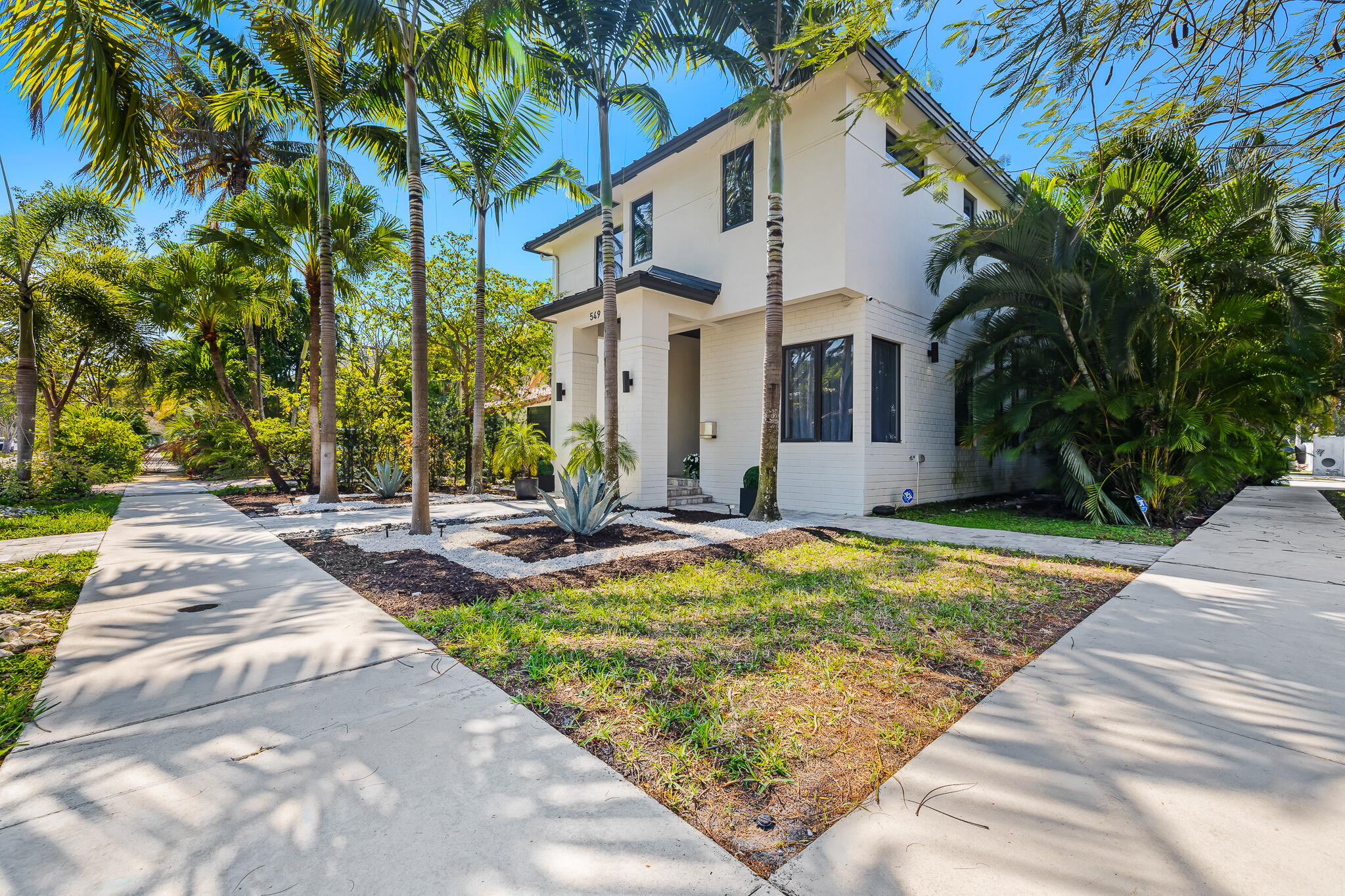 549 NE 10TH, Fort Lauderdale FL 33301