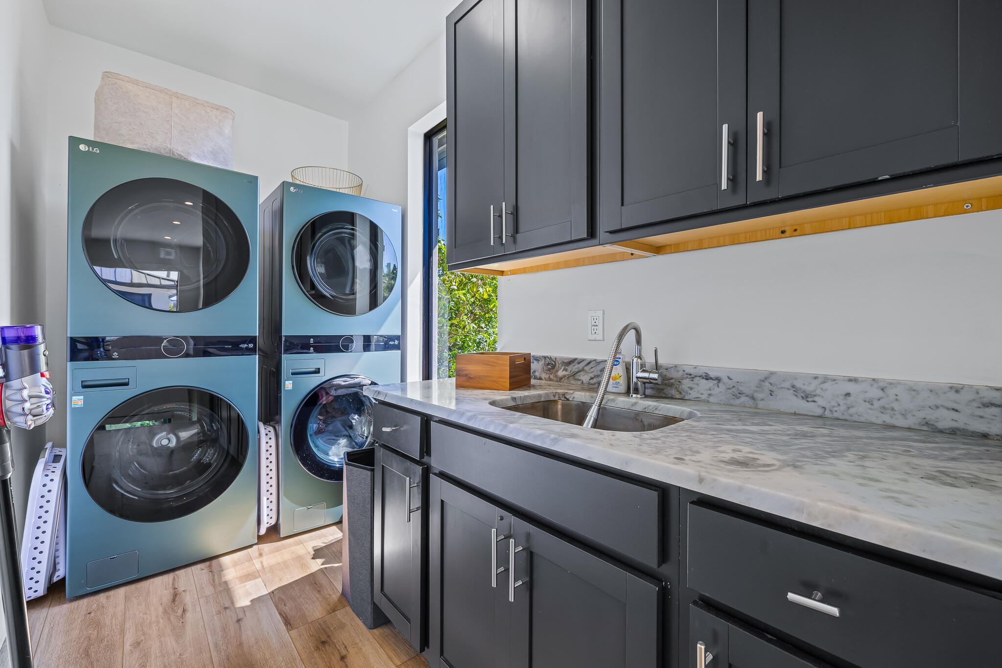 549 NE 10TH, Fort Lauderdale FL 33301