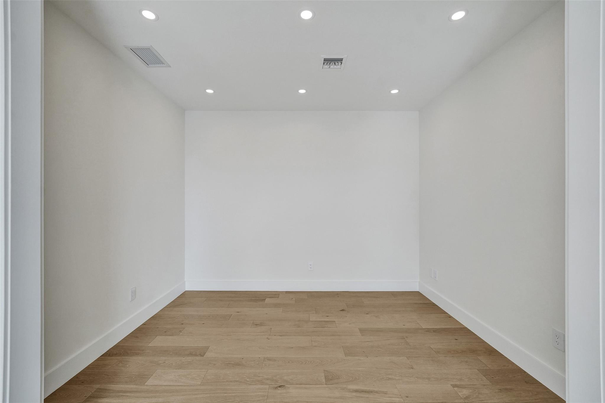 1525 NE 15TH, Fort Lauderdale FL 33304