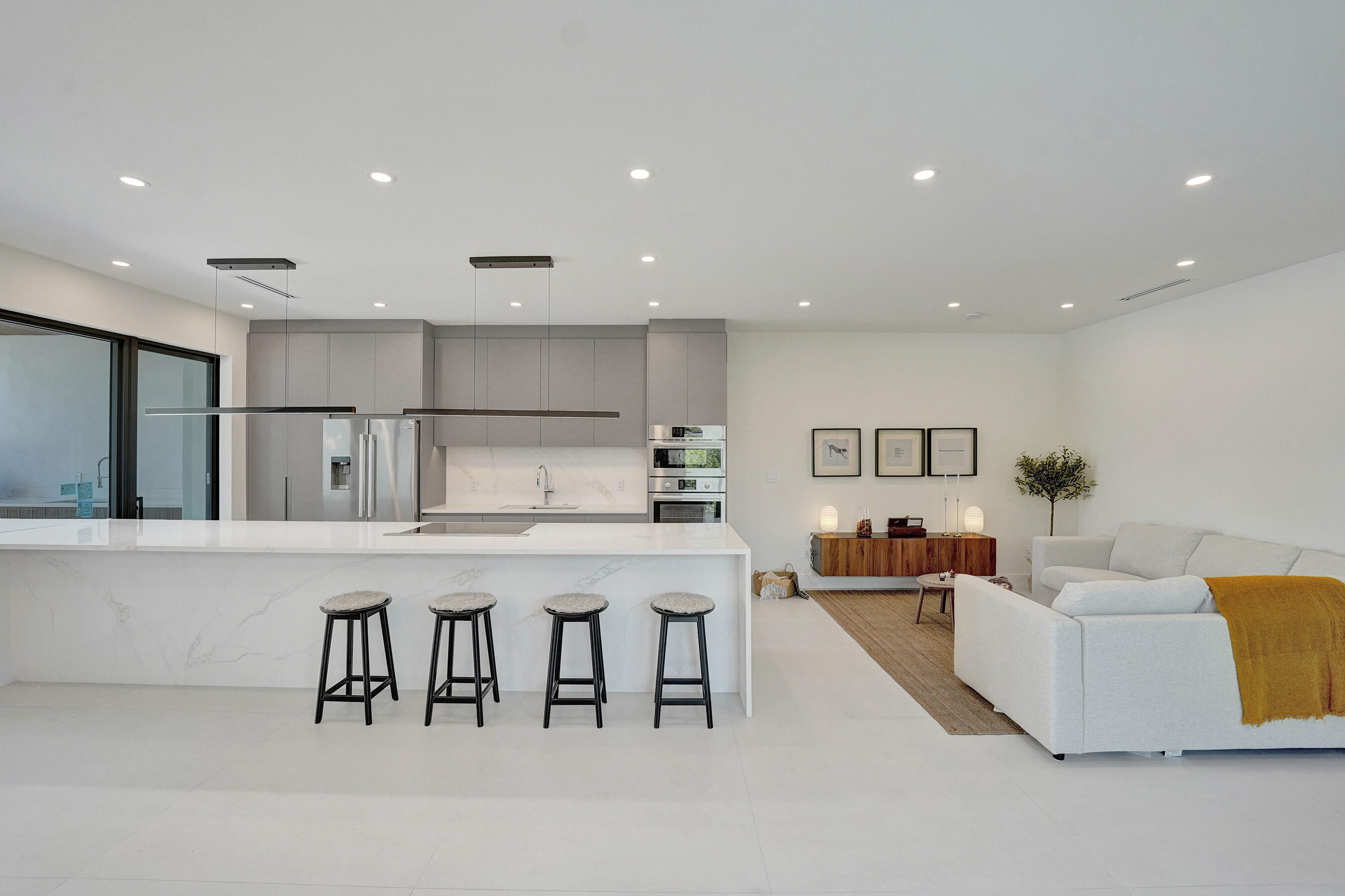 1525 NE 15TH, Fort Lauderdale FL 33304