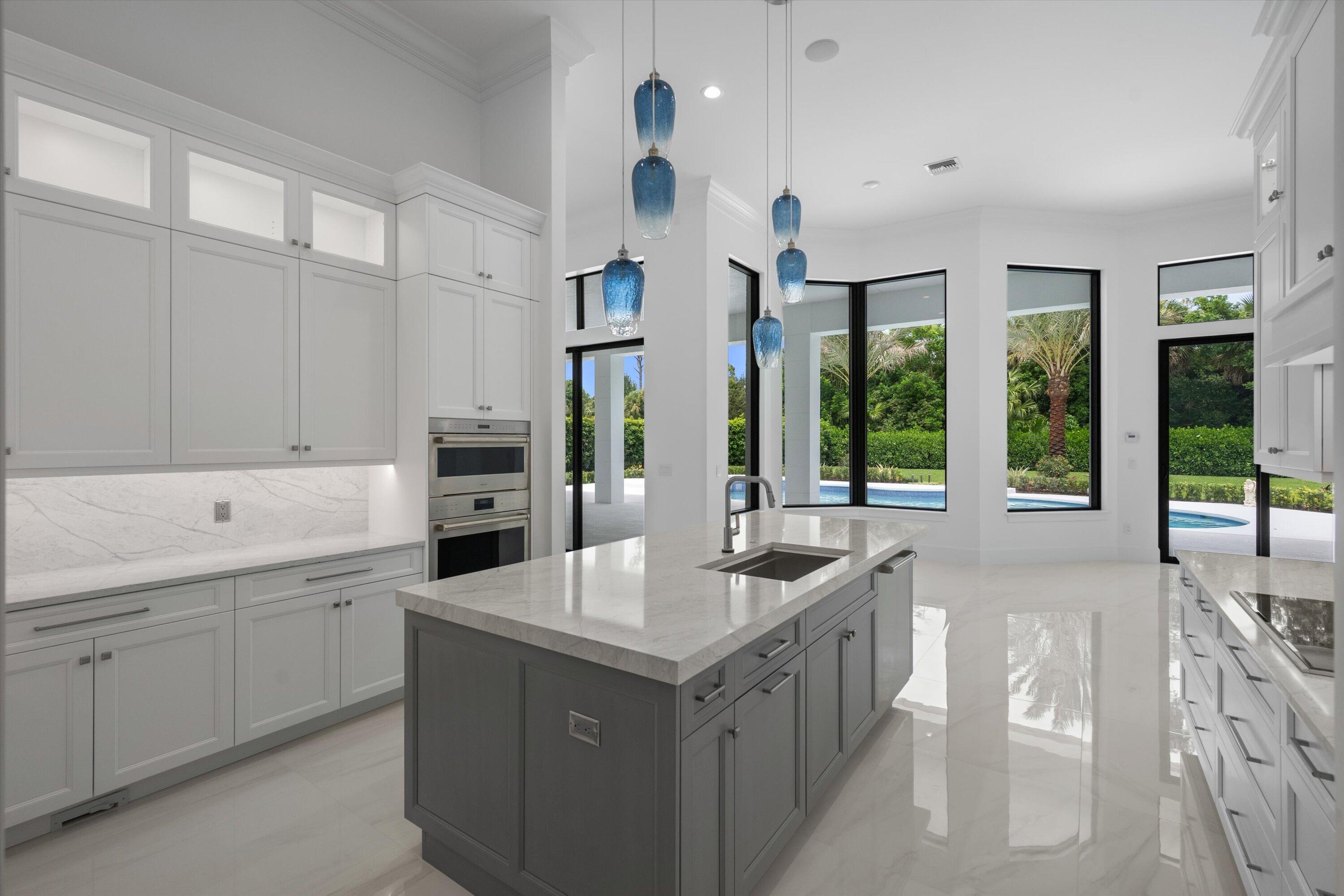 1712 Mayacoo Lakes, West Palm Beach FL 33411
