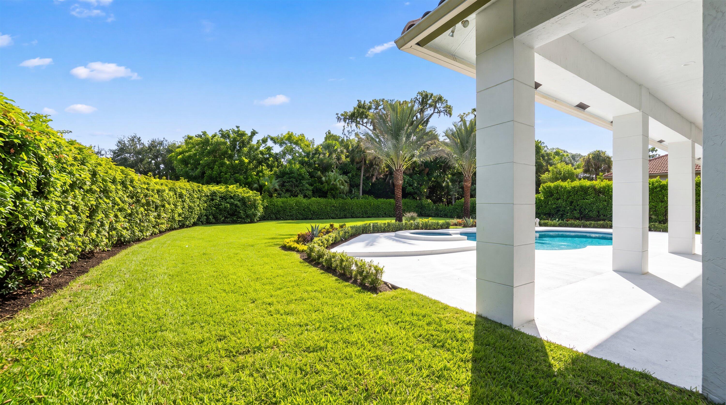 1712 Mayacoo Lakes, West Palm Beach FL 33411