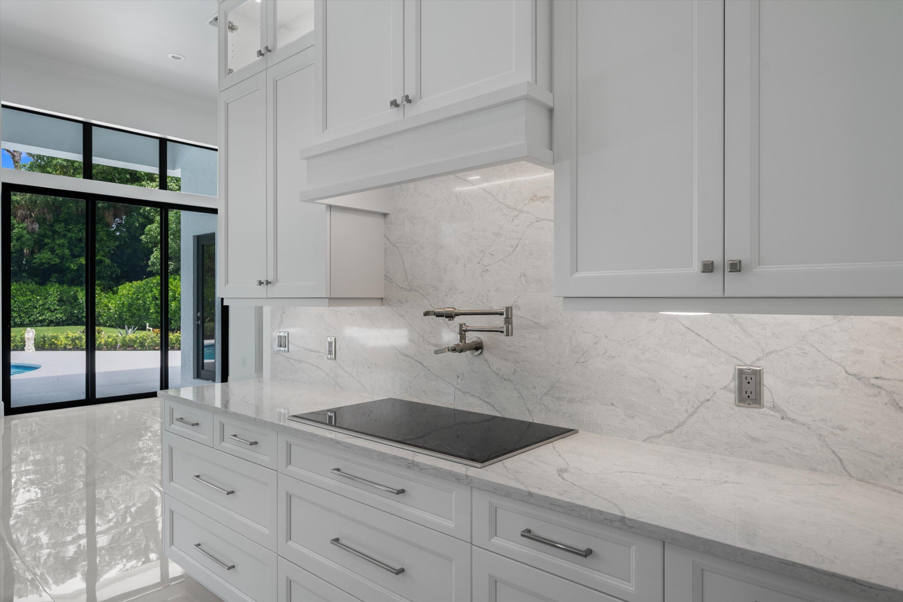 1712 Mayacoo Lakes, West Palm Beach FL 33411