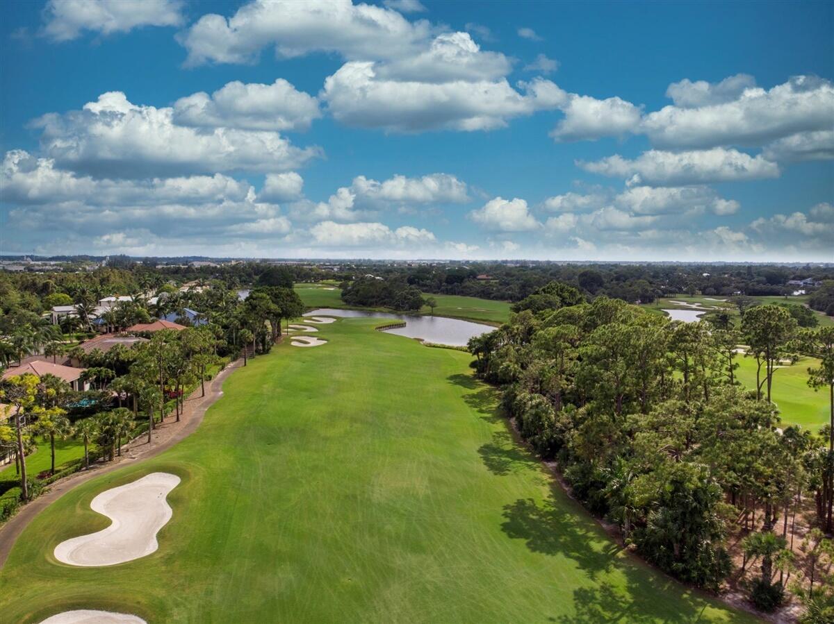 1712 Mayacoo Lakes, West Palm Beach FL 33411