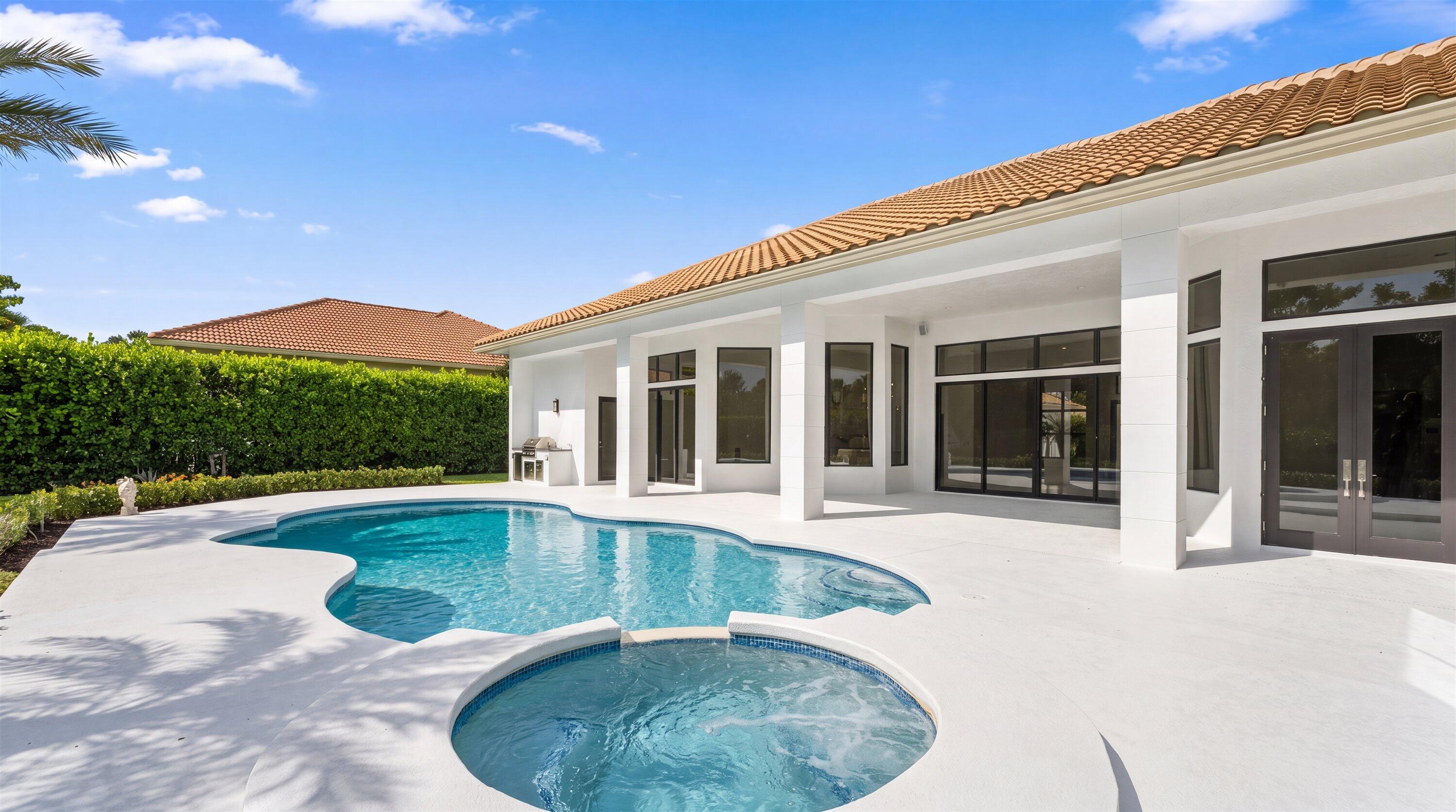 1712 Mayacoo Lakes, West Palm Beach FL 33411