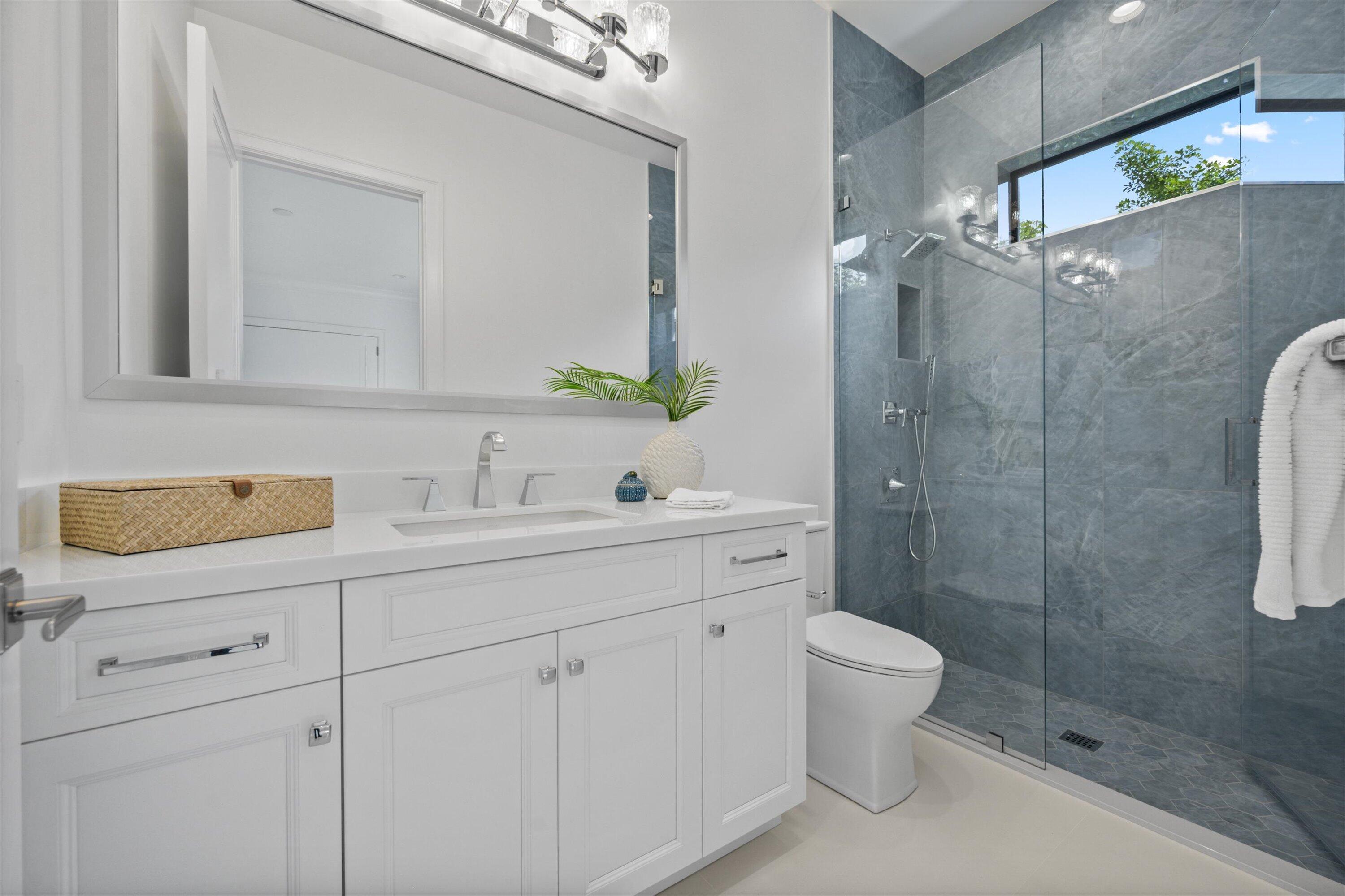 1712 Mayacoo Lakes, West Palm Beach FL 33411