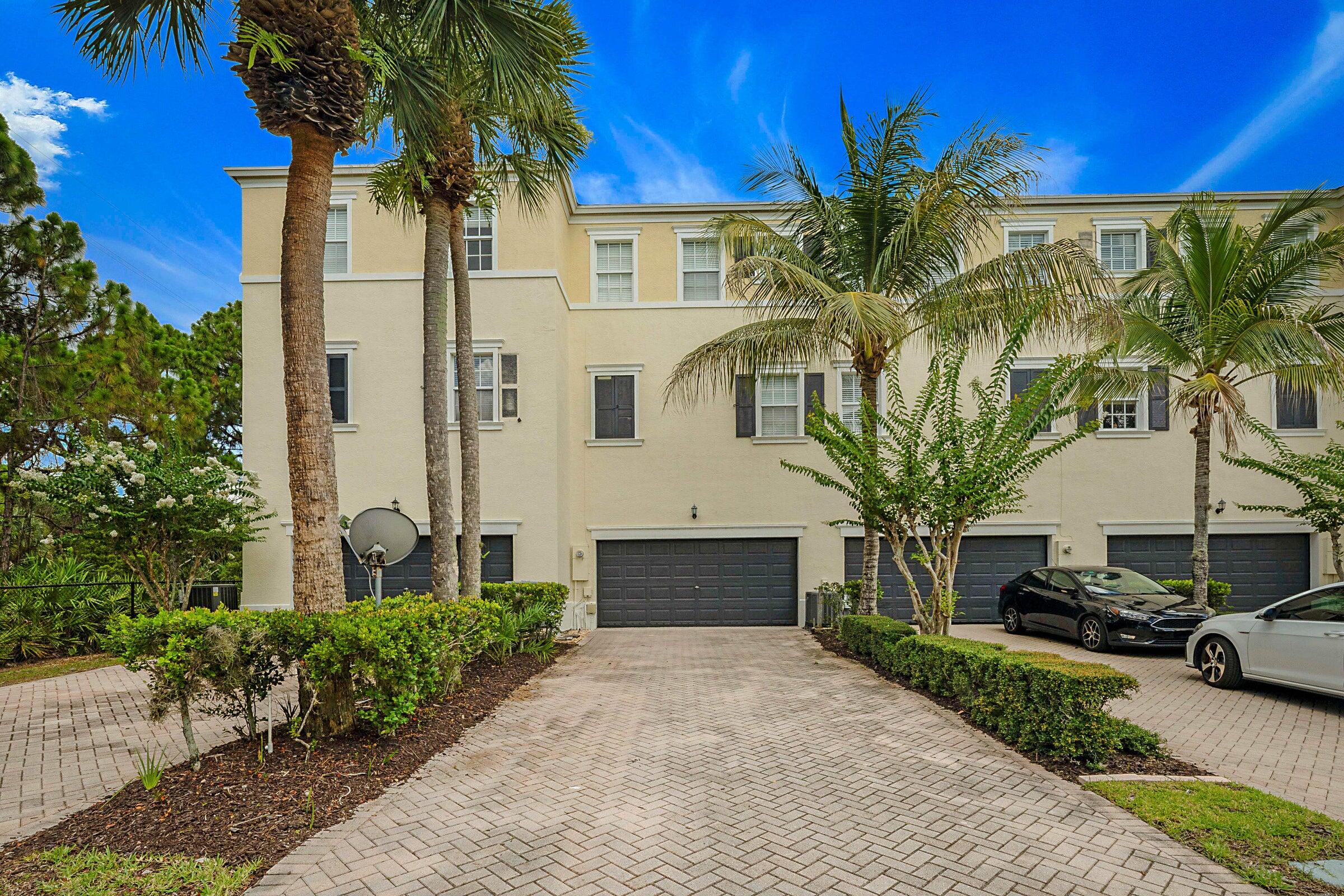 241 E THATCH PALM, Jupiter FL 33458