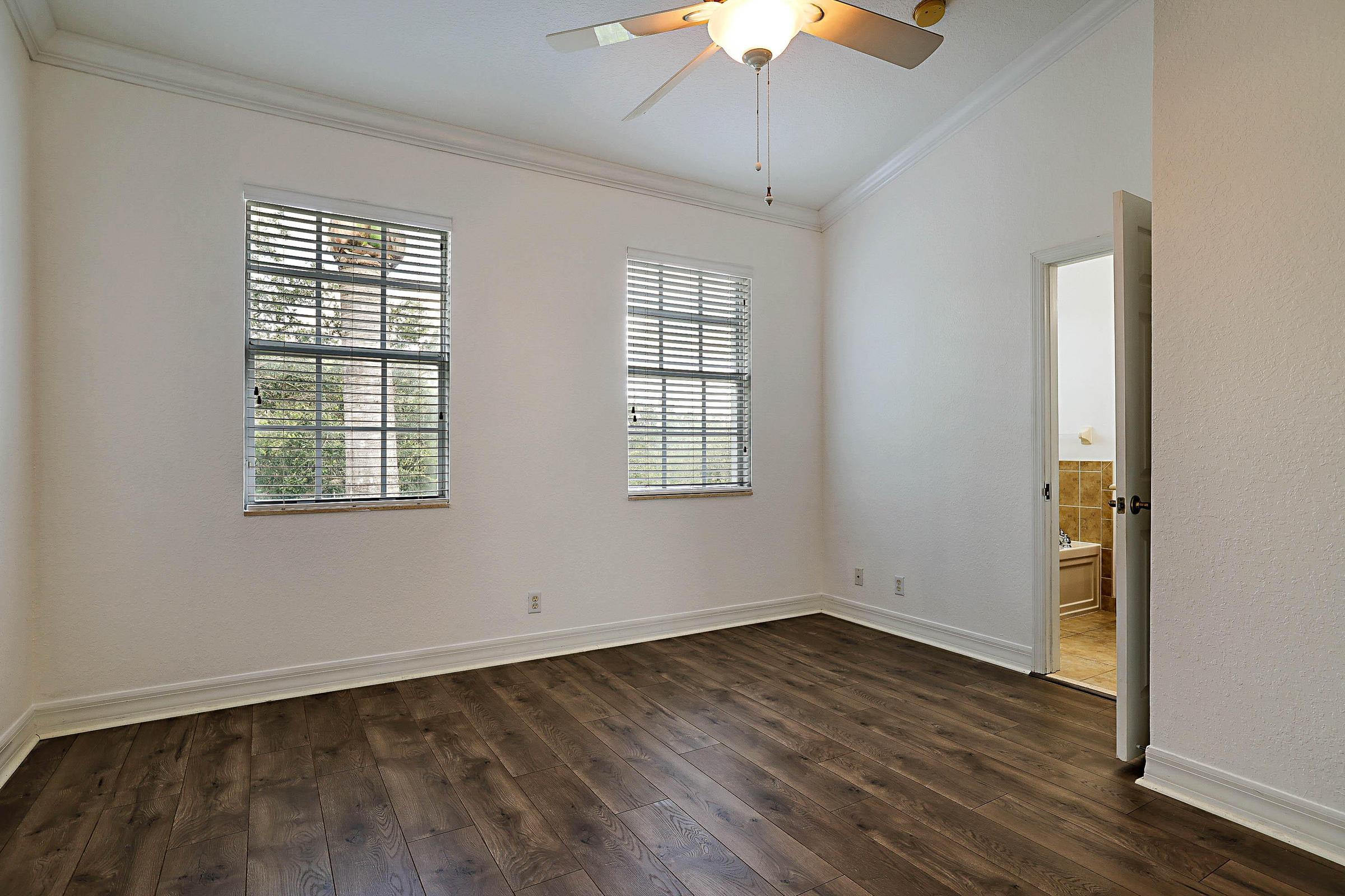 241 E THATCH PALM, Jupiter FL 33458