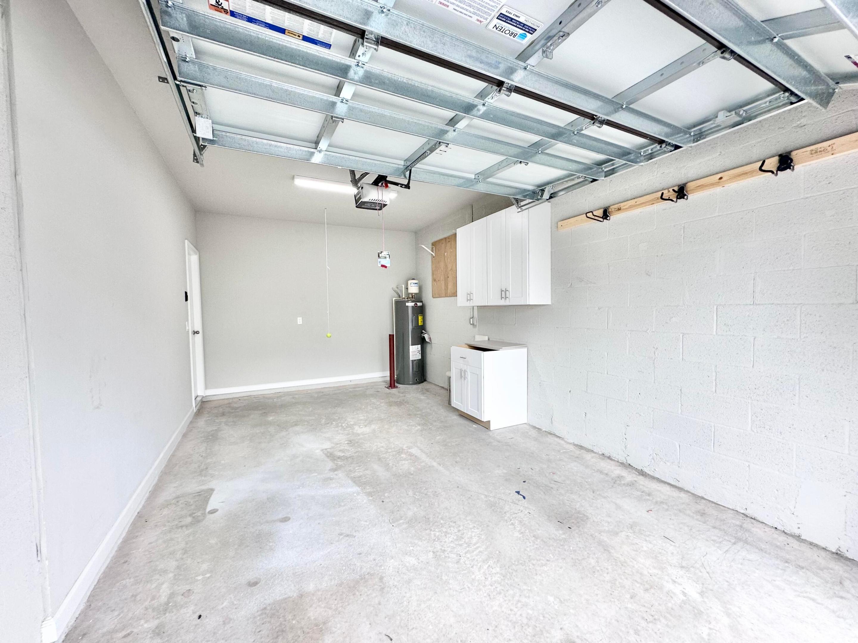 1733 Lindley, West Palm Beach FL 33407