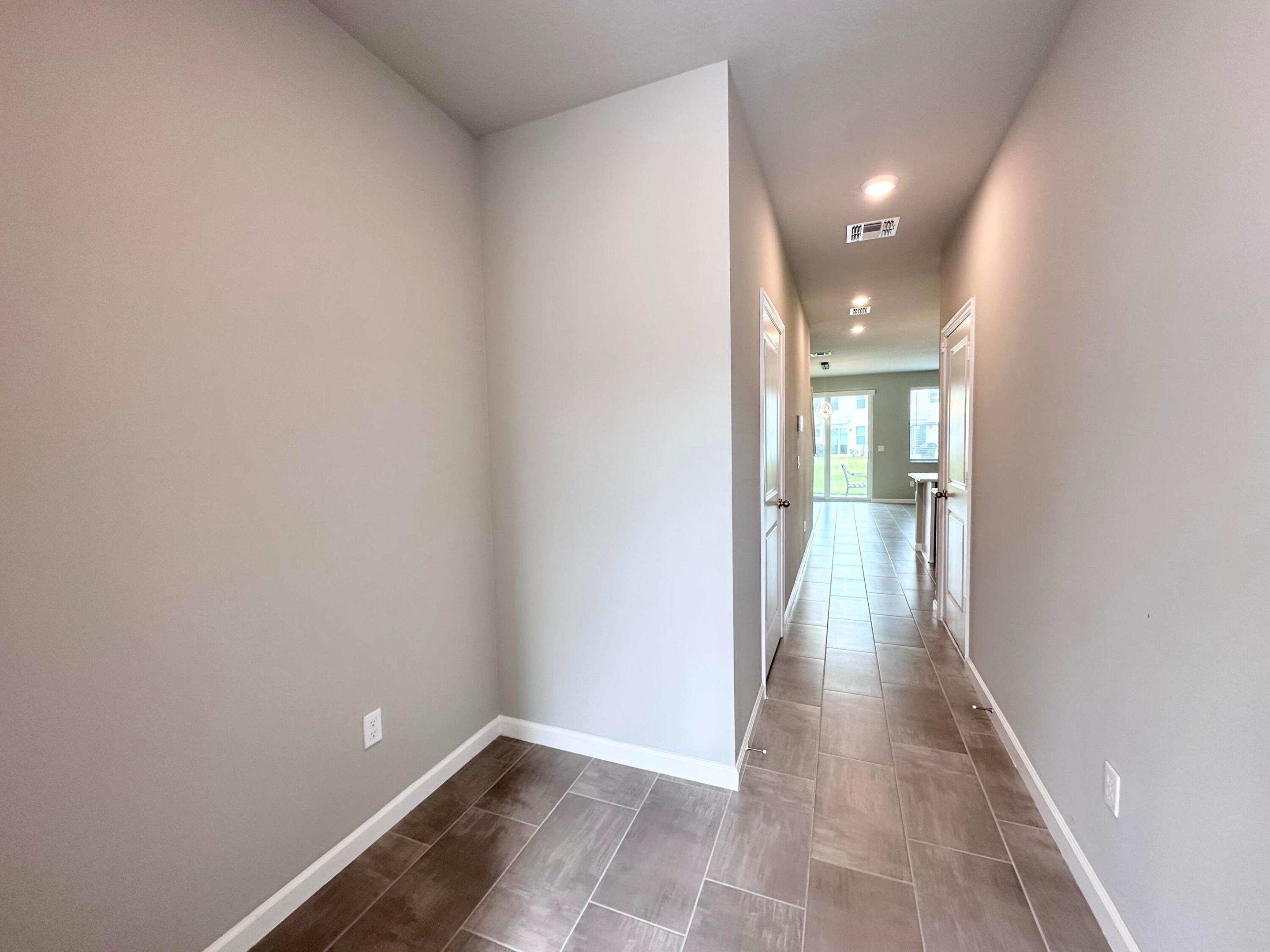 1733 Lindley, West Palm Beach FL 33407